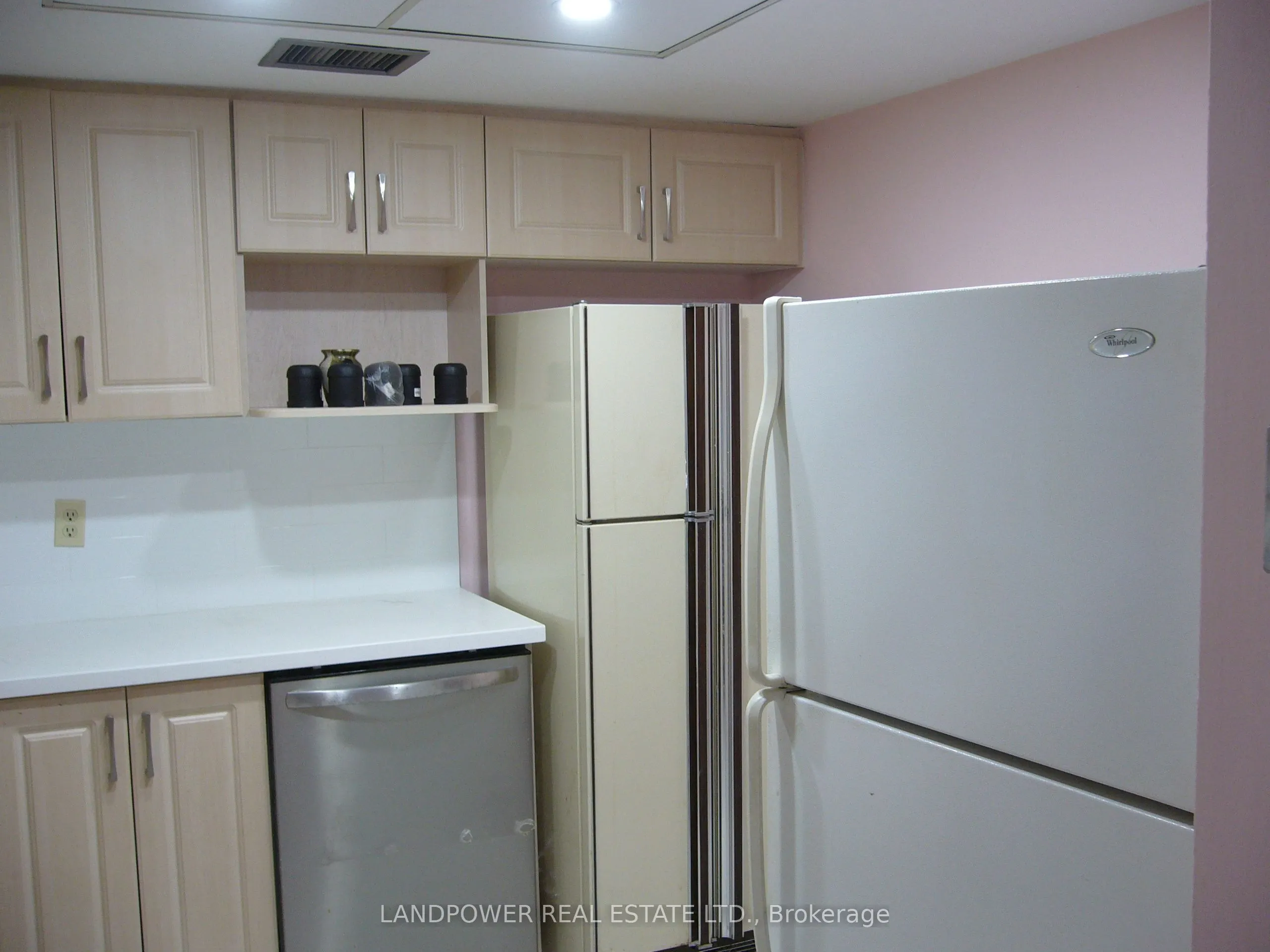 225 Bamburgh Circle, #801