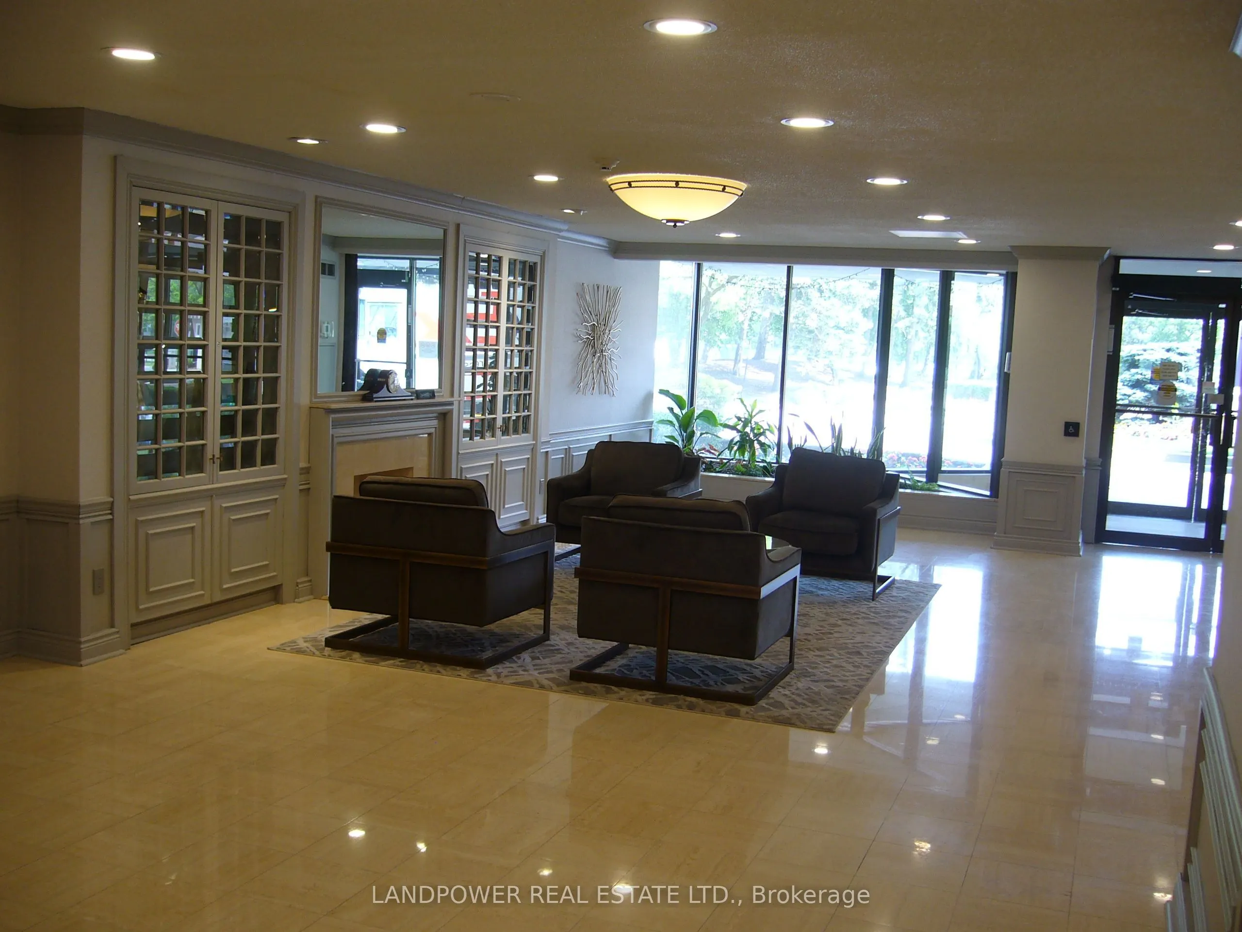 225 Bamburgh Circle, #801