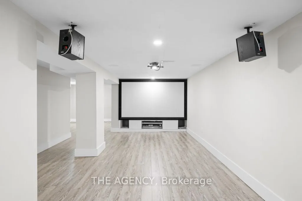 26 Gatwick Avenue