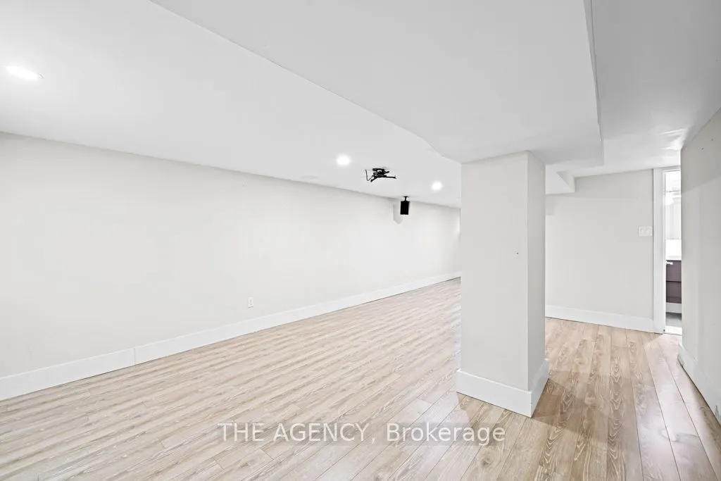 26 Gatwick Avenue