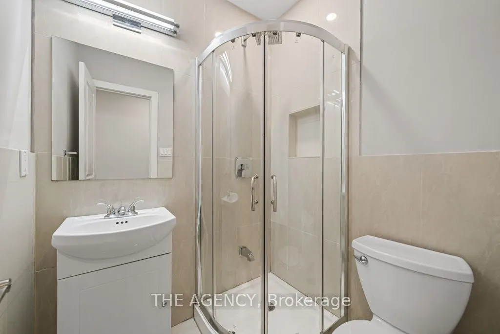 26 Gatwick Avenue