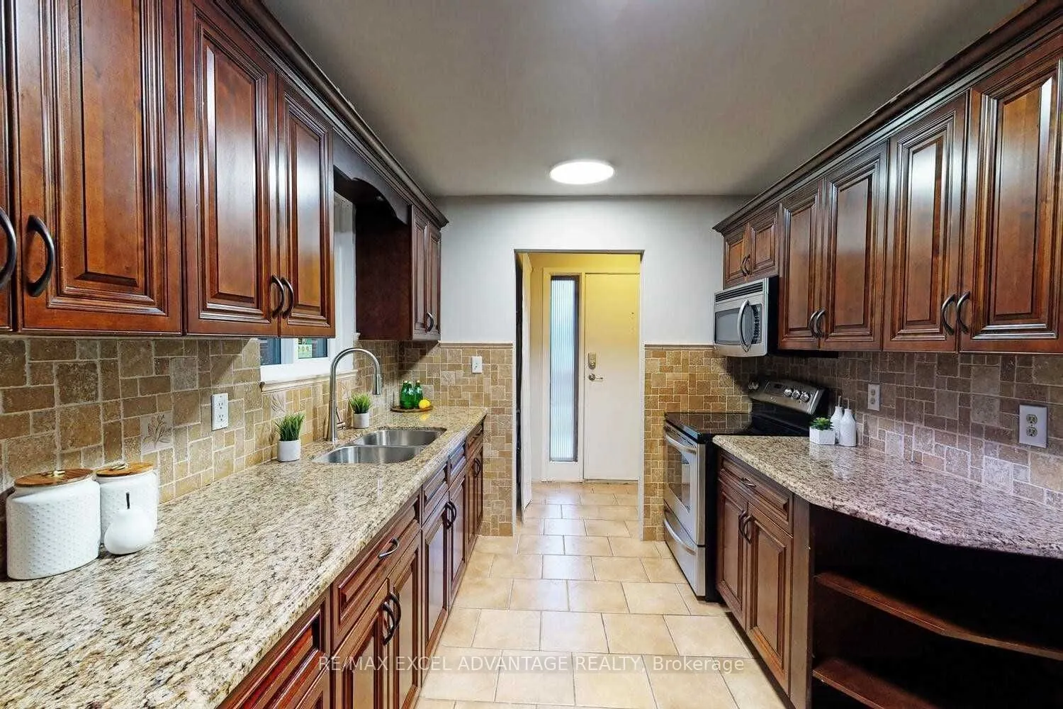 346 Highgate Avenue, #Main