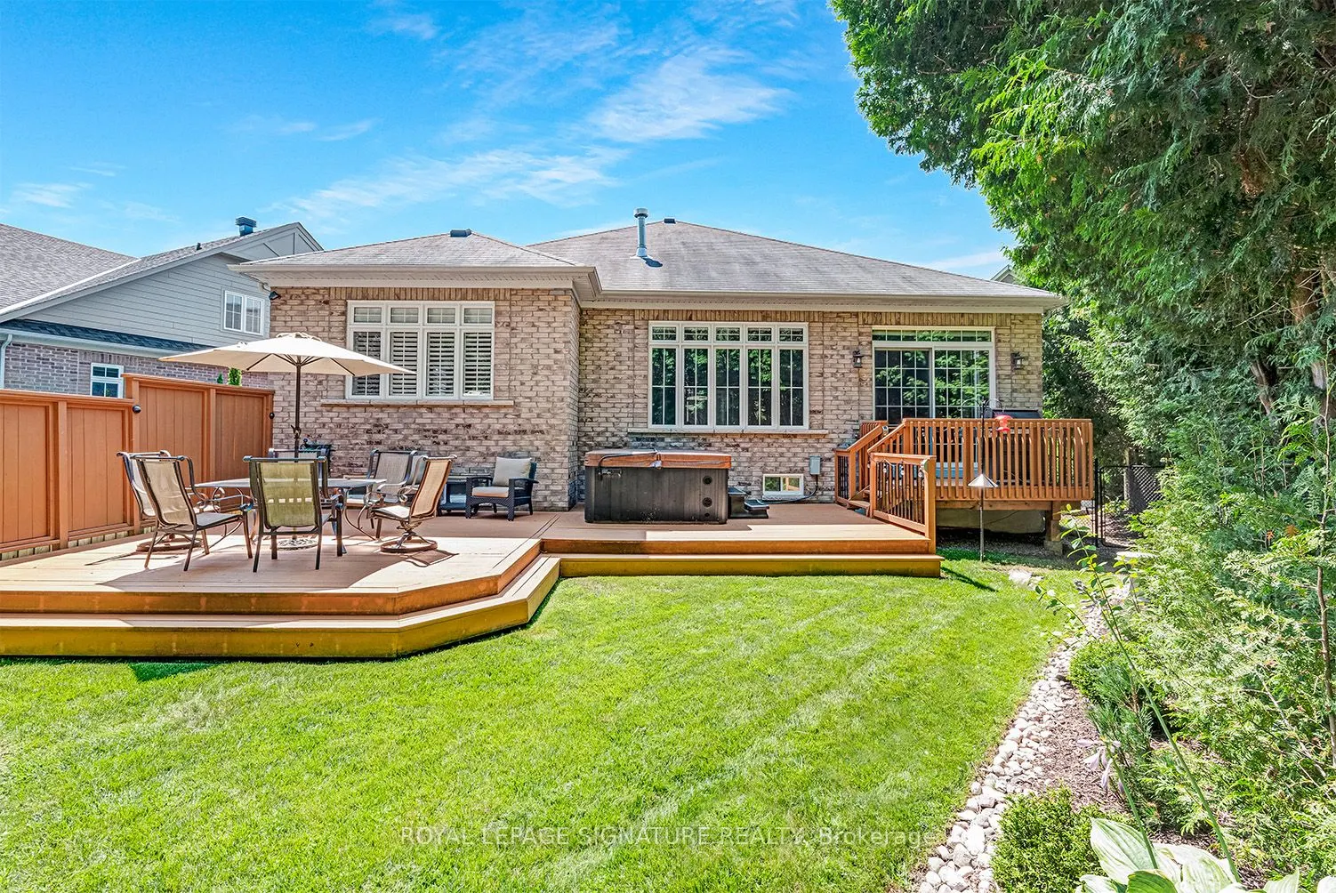 55 Montana Crescent