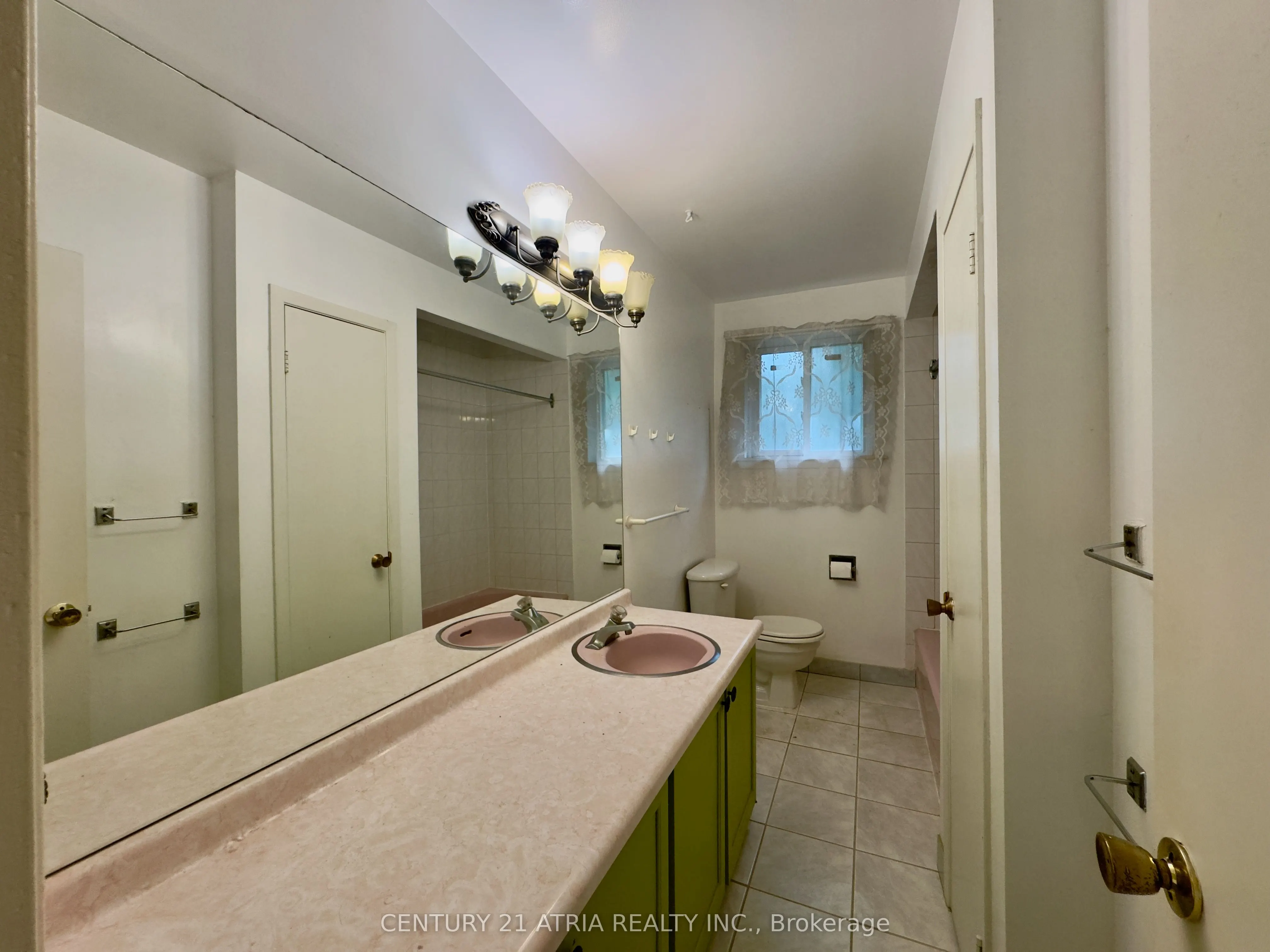 35 Sonmore Drive