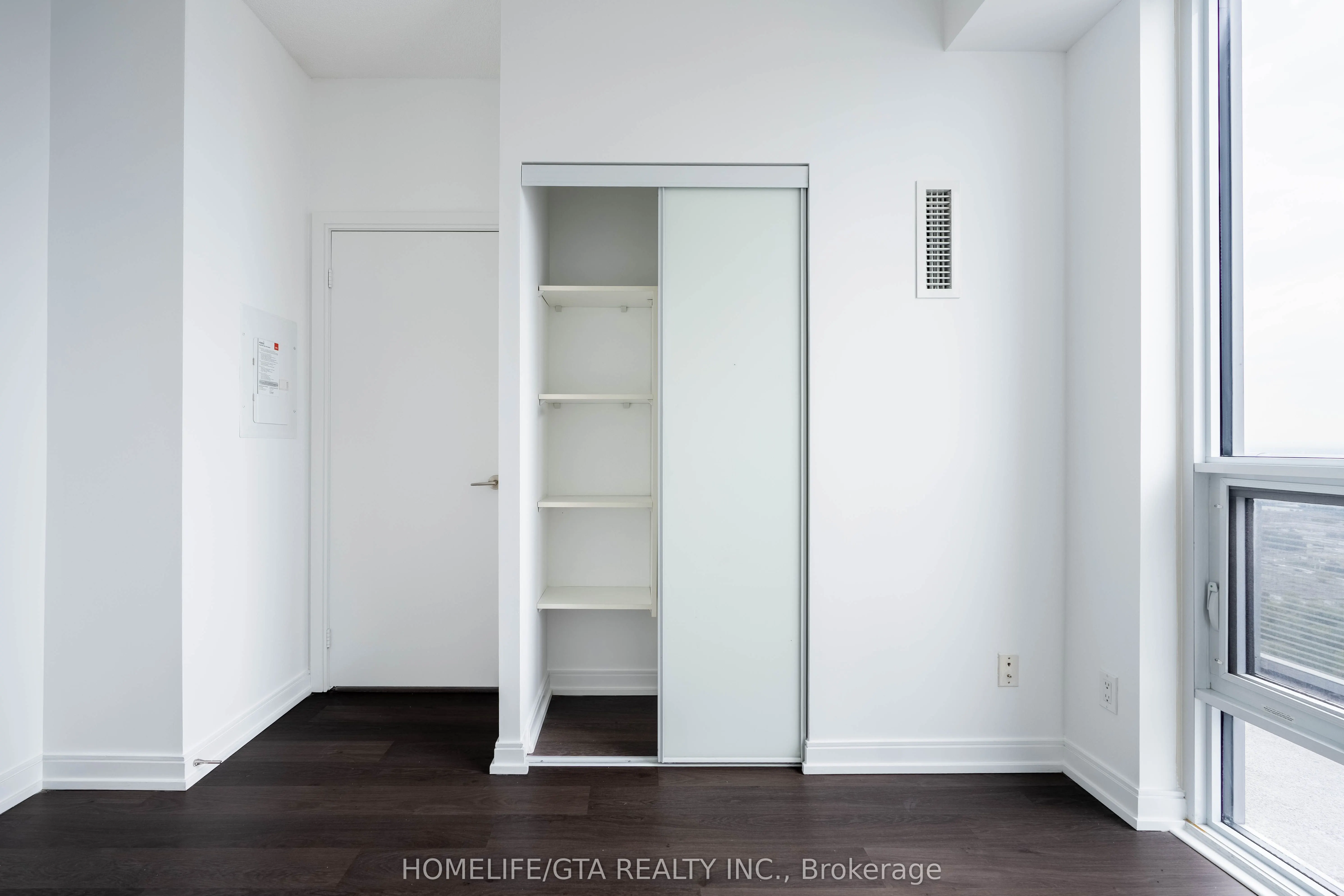 255 Village Green Square, #PH01