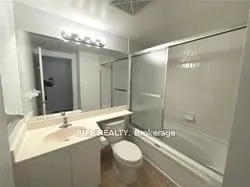 1 Lee centre Drive, #2202