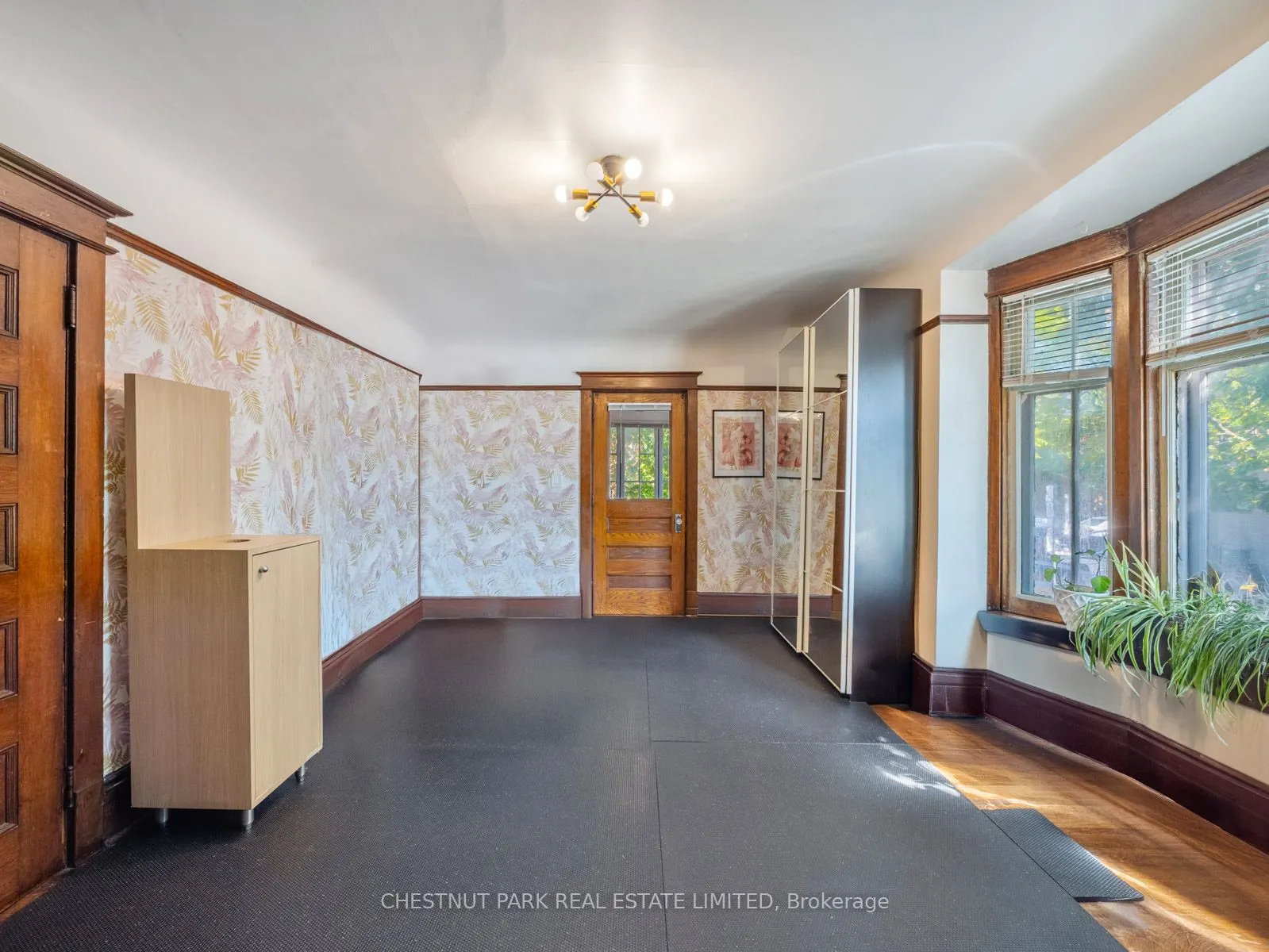 431 Broadview Avenue