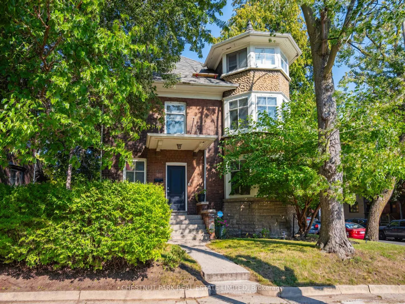 431 Broadview Avenue