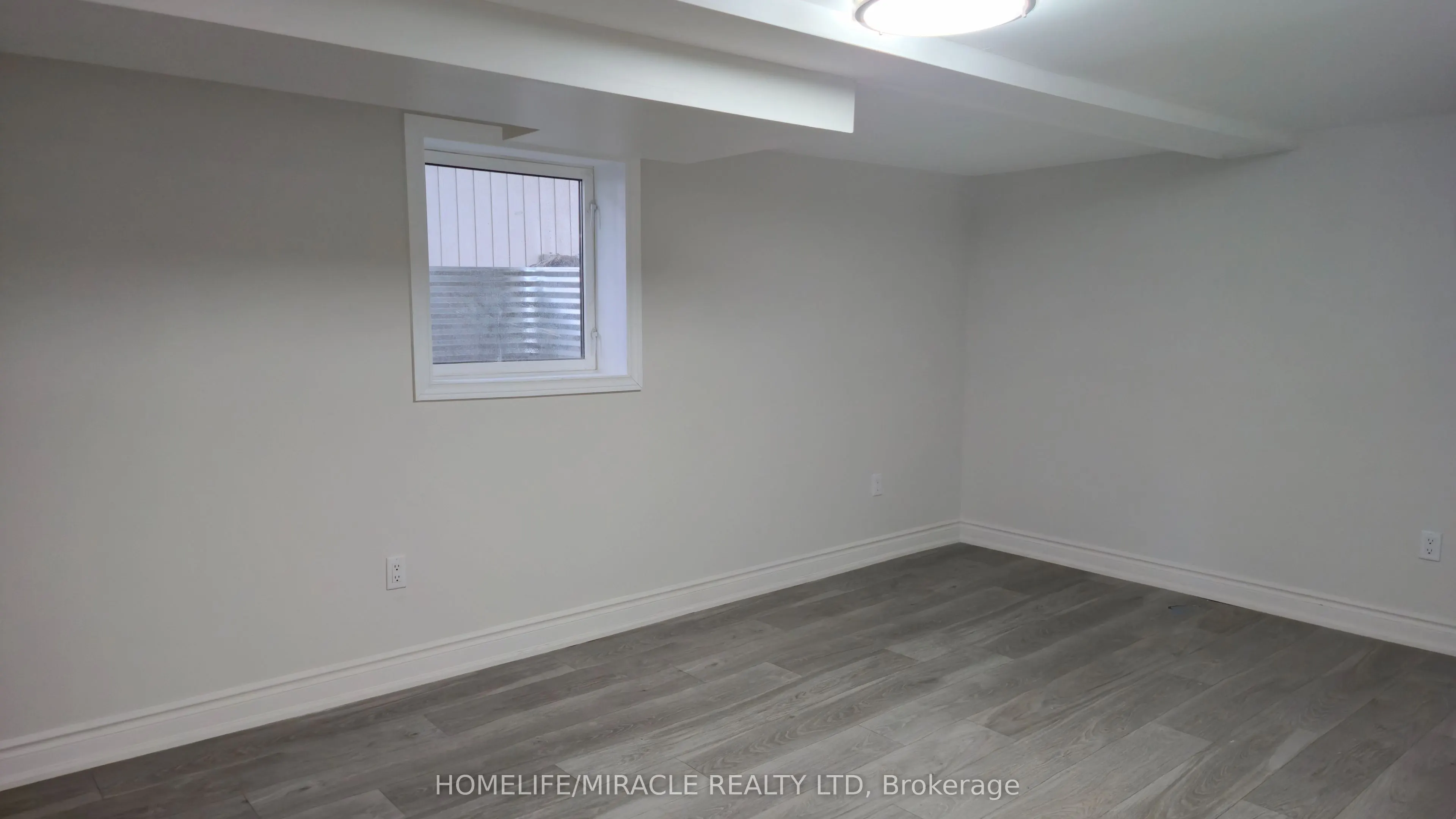 1281 King Street E, #Bsmt