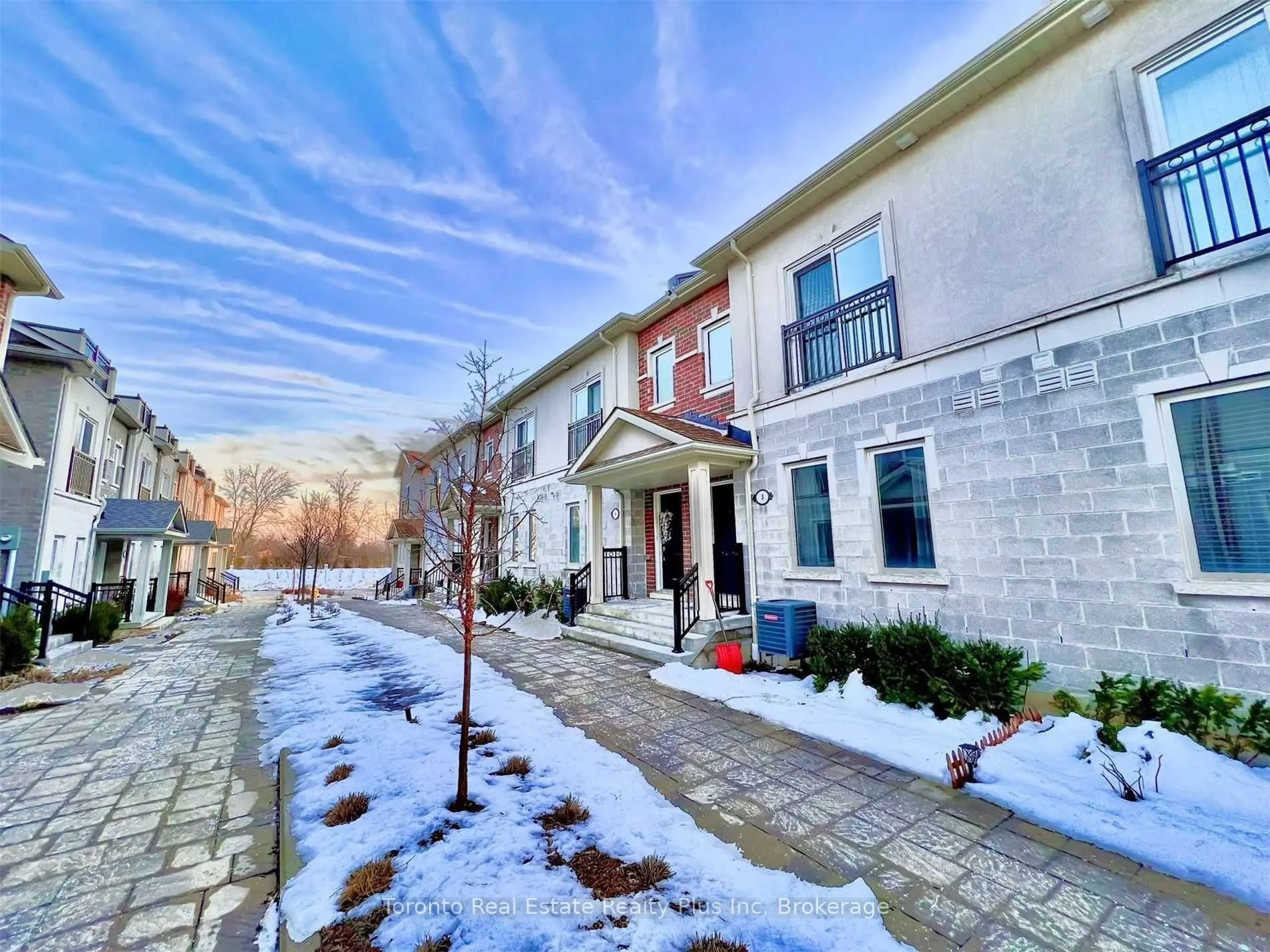 1060 St. Hildas Way, #3