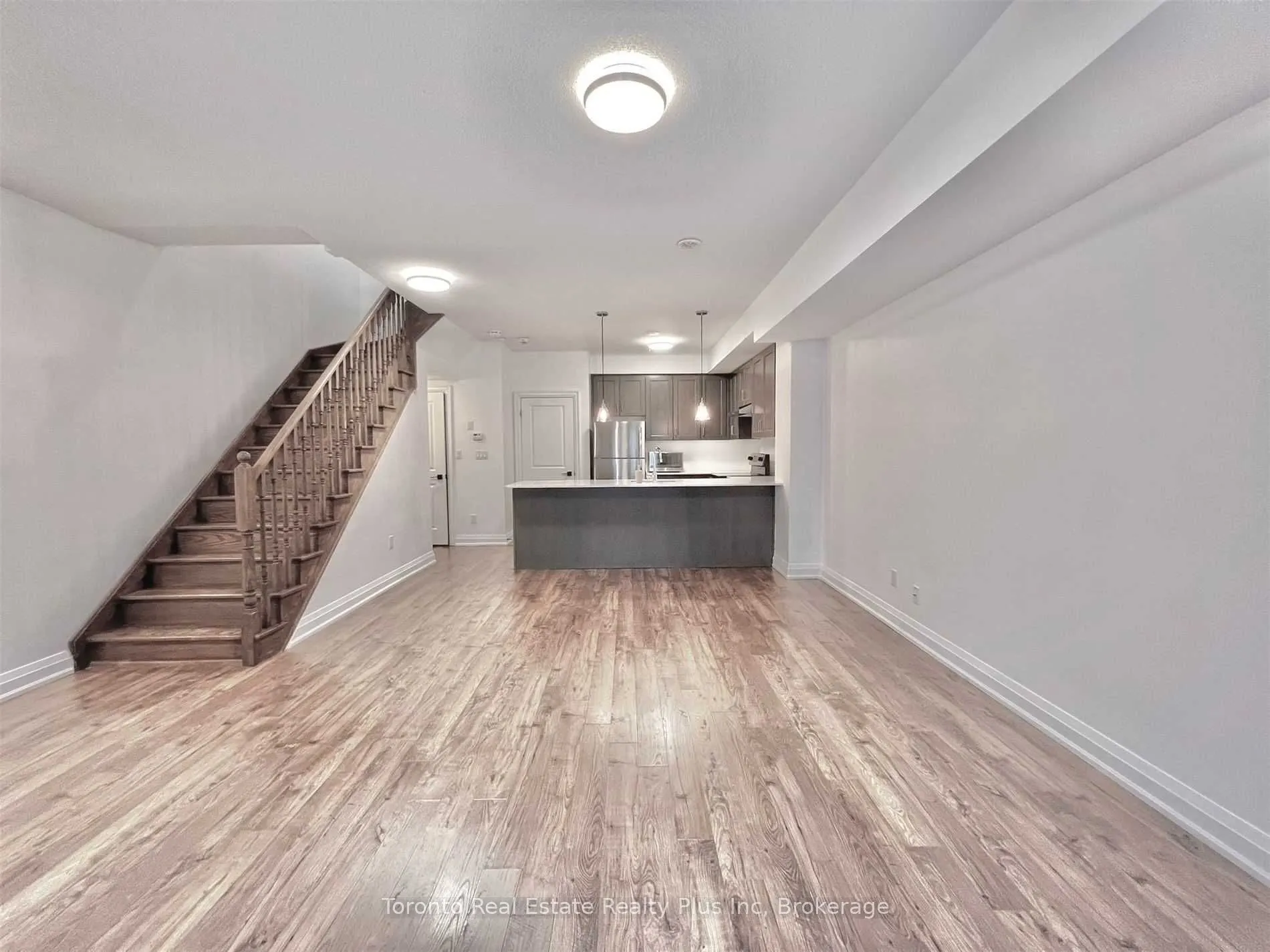 1060 St. Hildas Way, #3