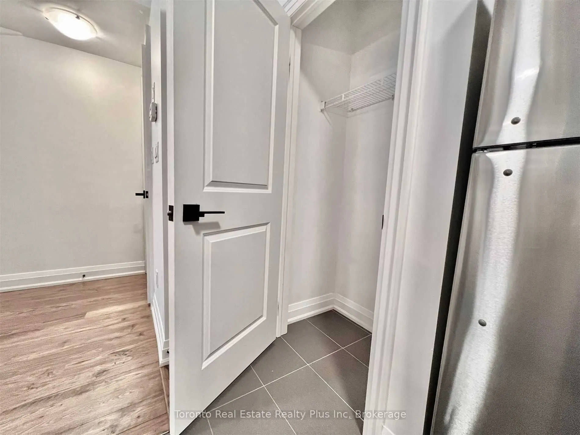 1060 St. Hildas Way, #3
