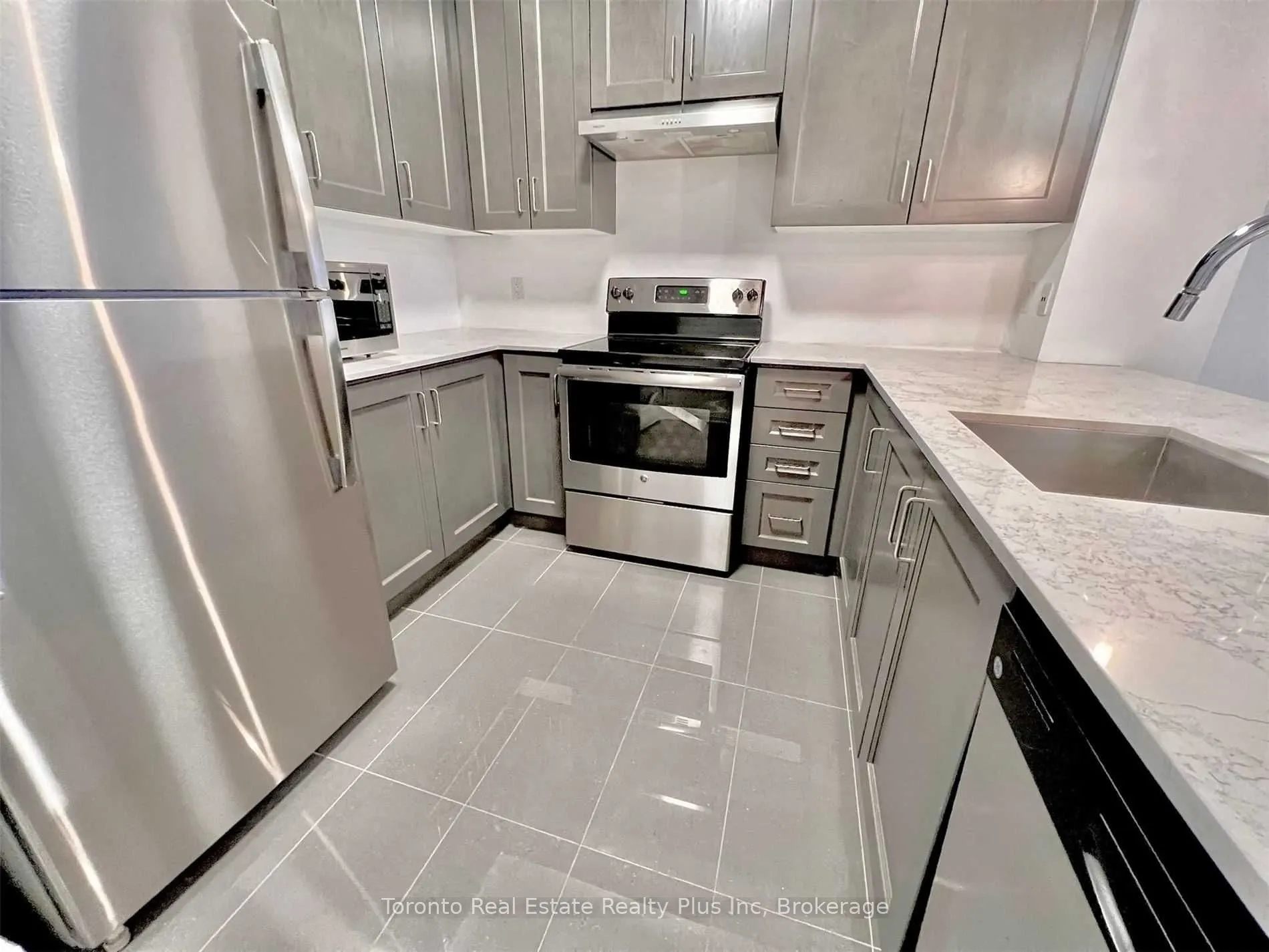 1060 St. Hildas Way, #3
