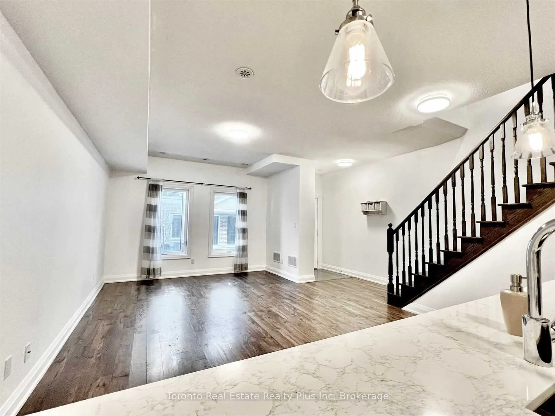 1060 St. Hildas Way, #3