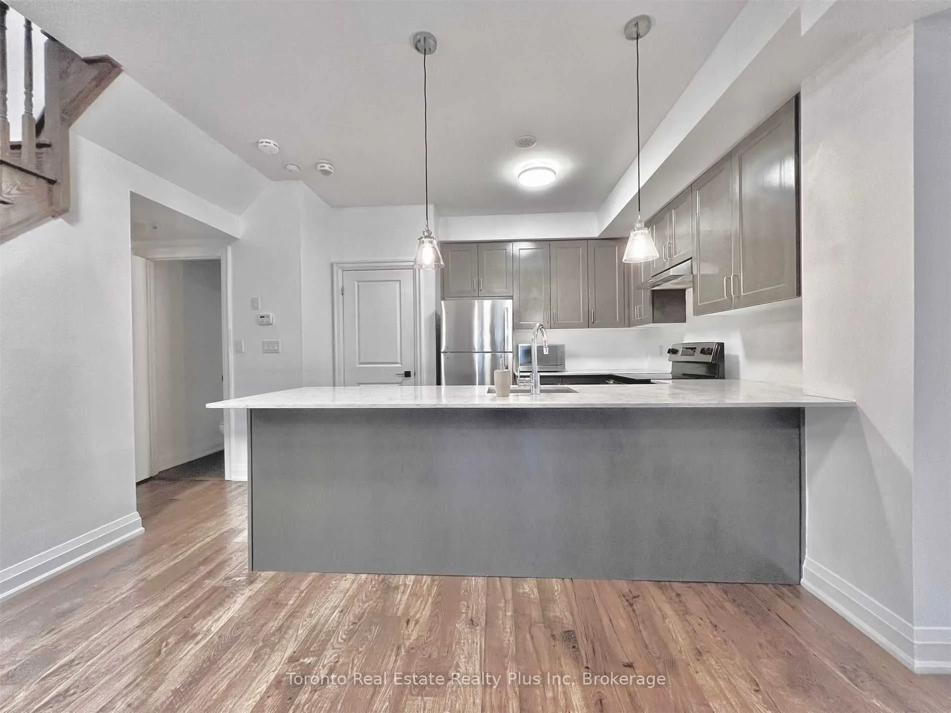 1060 St. Hildas Way, #3