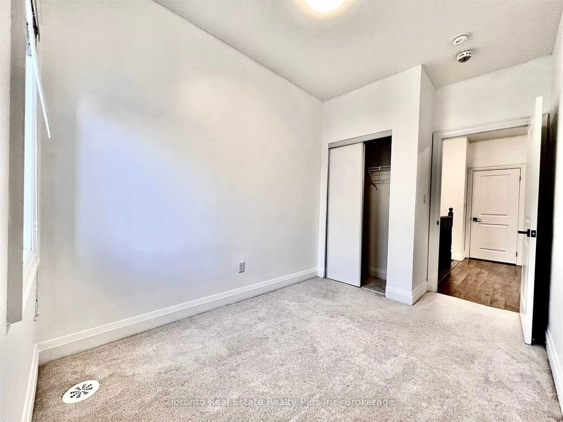 1060 St. Hildas Way, #3