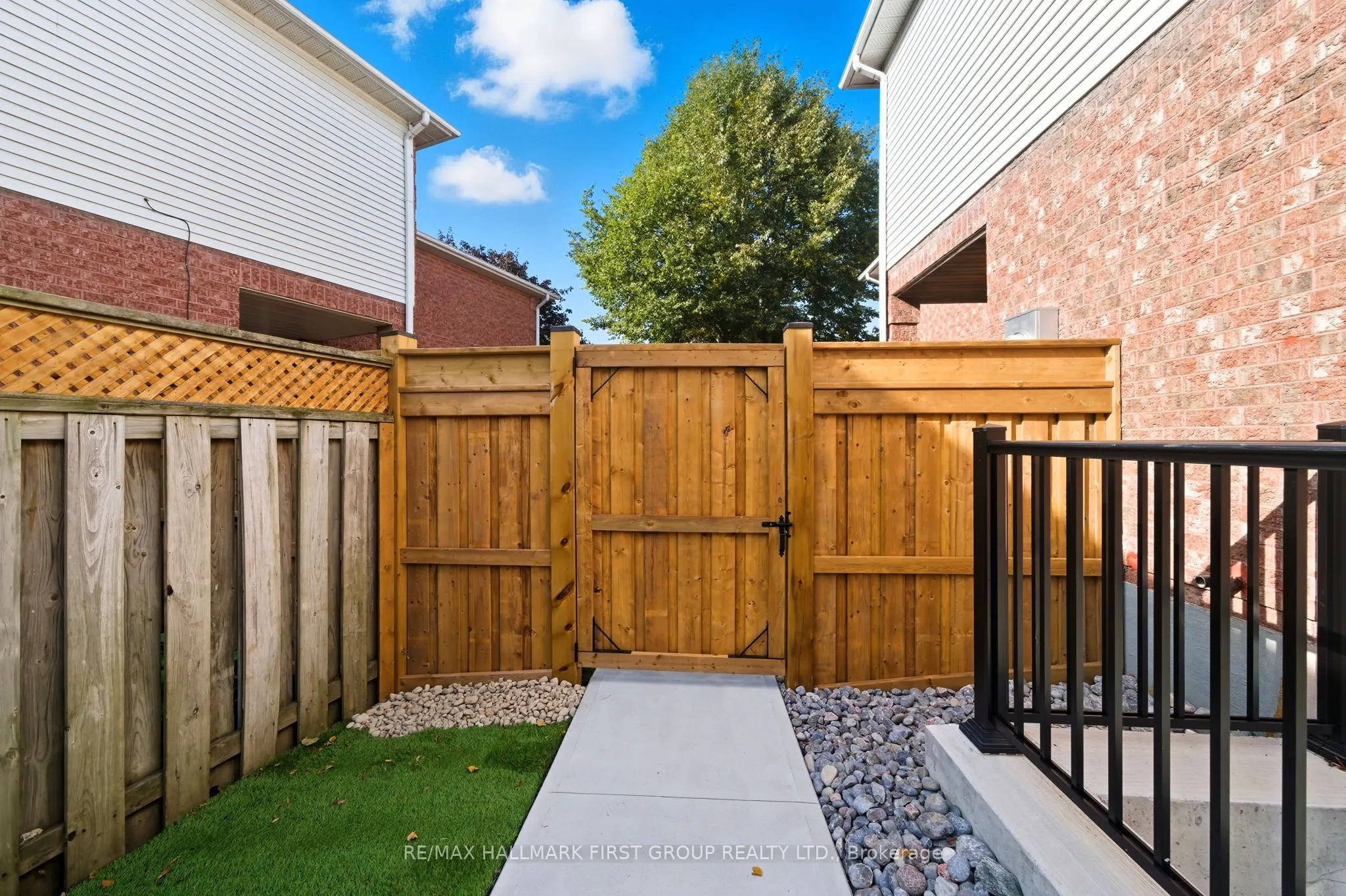 126 Buyson Crescent