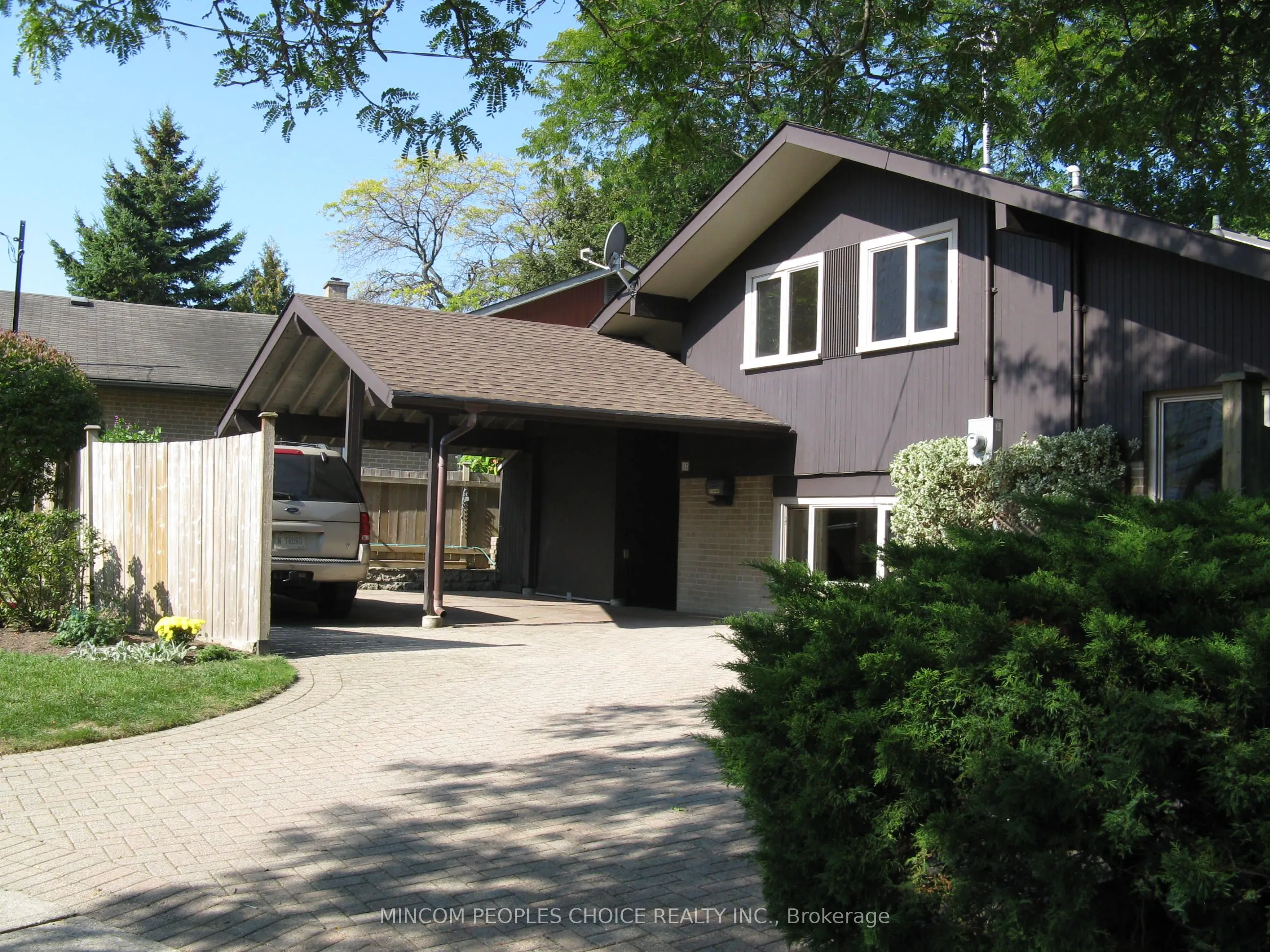 12 Ladysbridge Drive