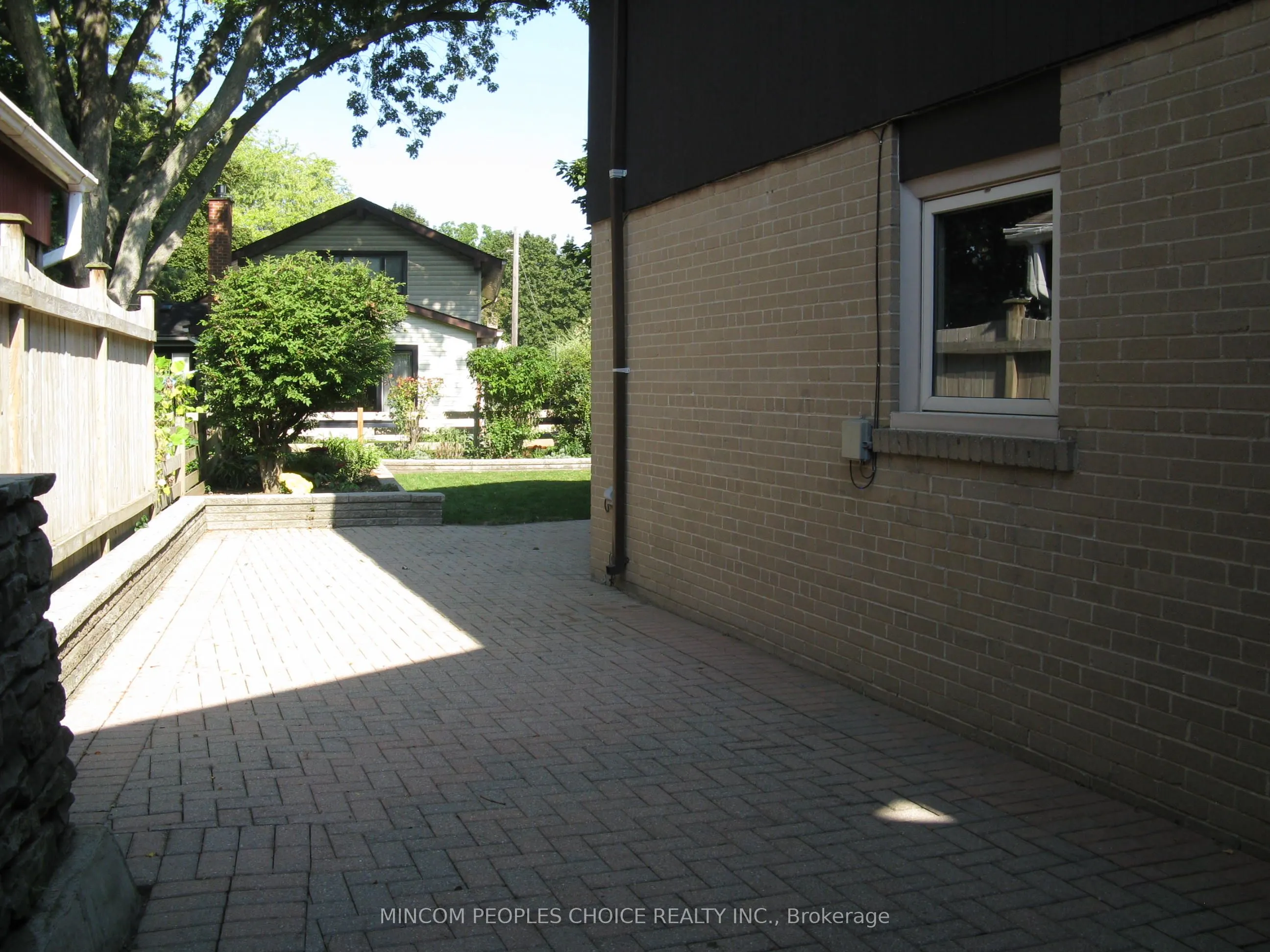 12 Ladysbridge Drive