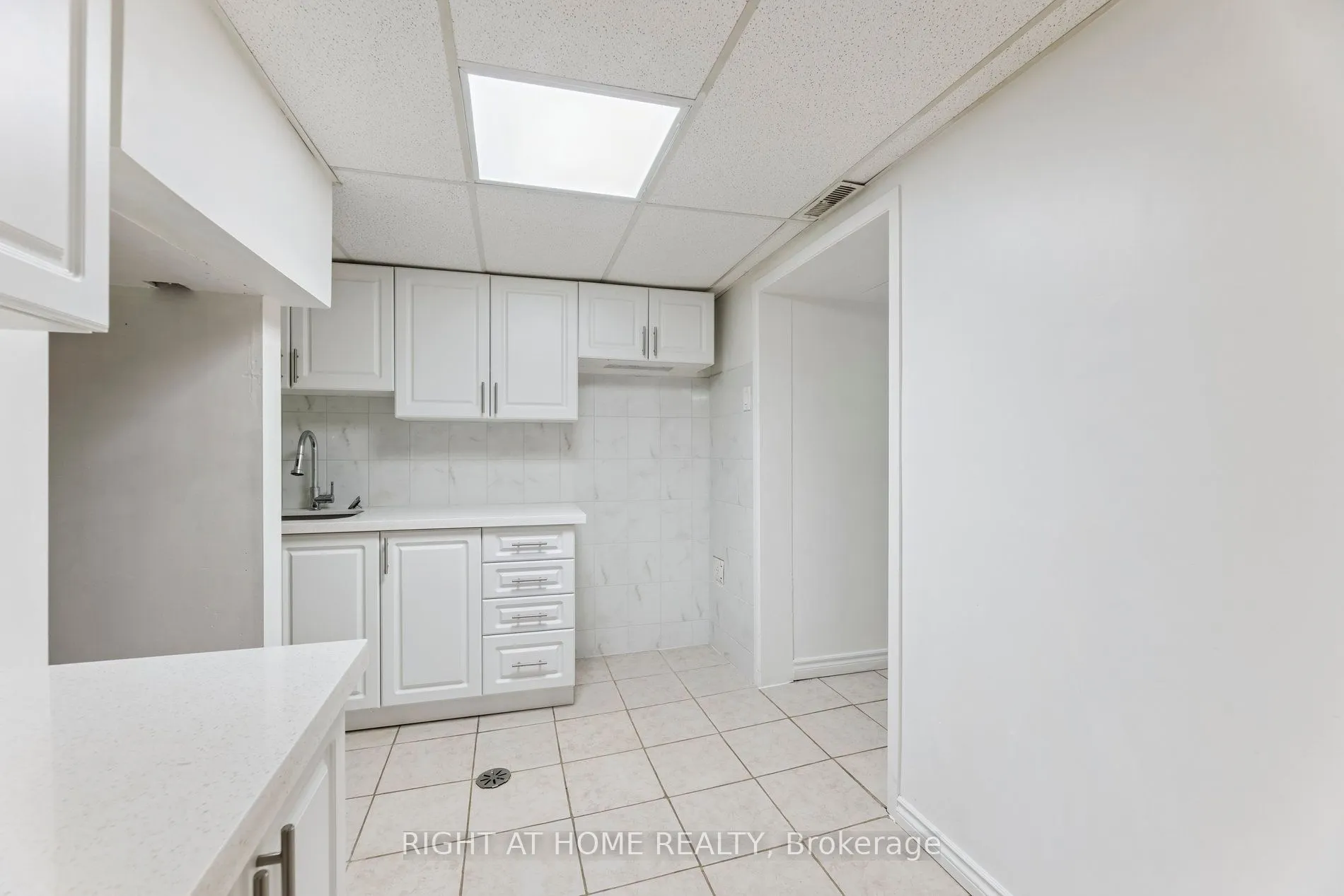 1518 Woodruff Crescent