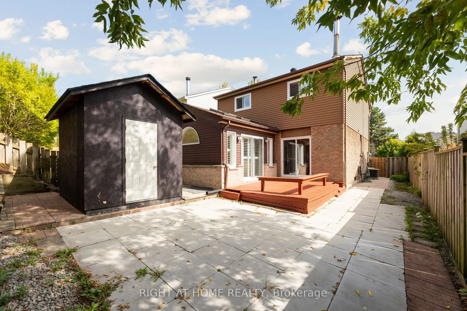 1518 Woodruff Crescent