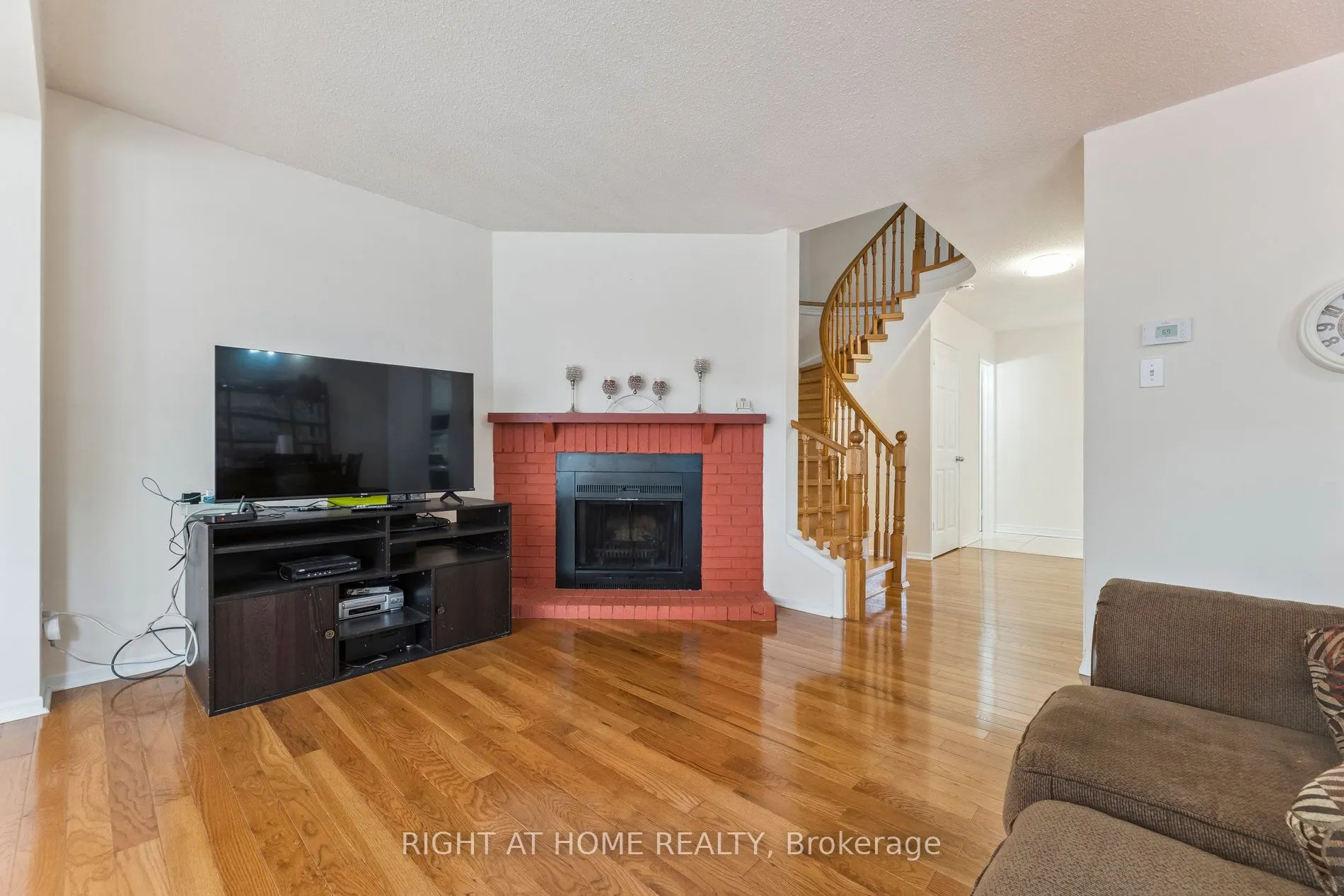 1518 Woodruff Crescent