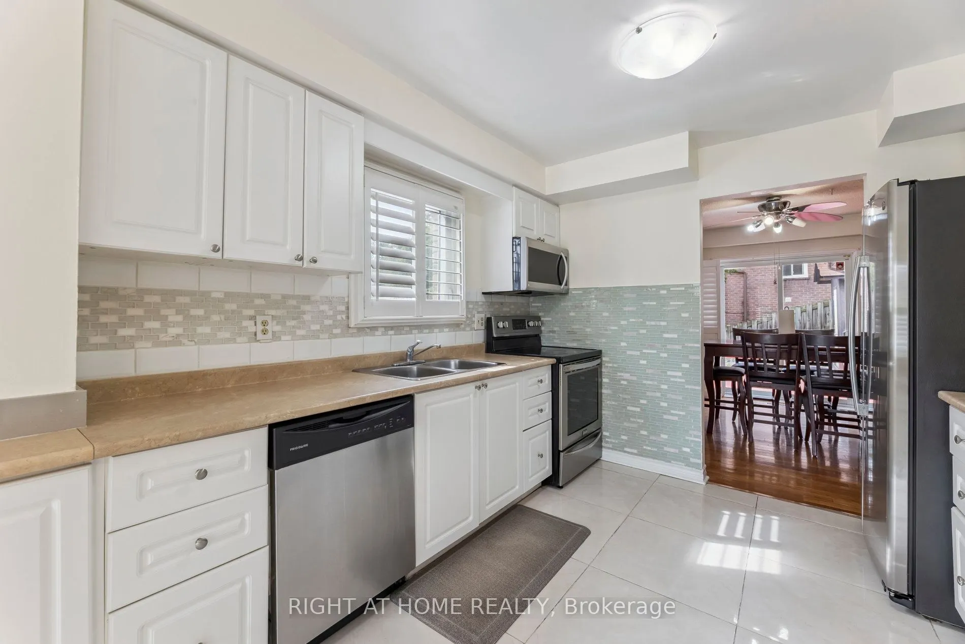 1518 Woodruff Crescent