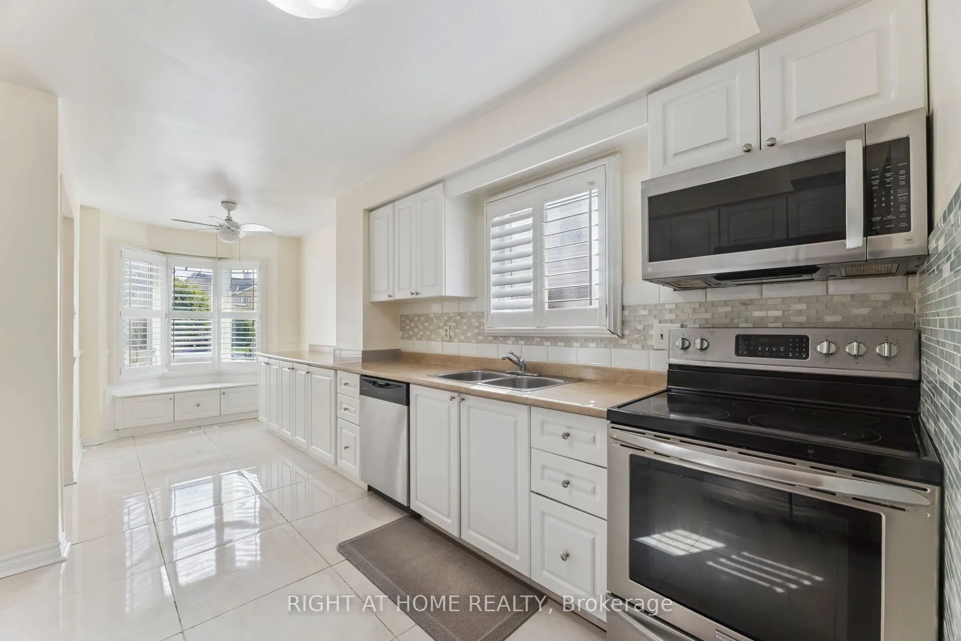 1518 Woodruff Crescent