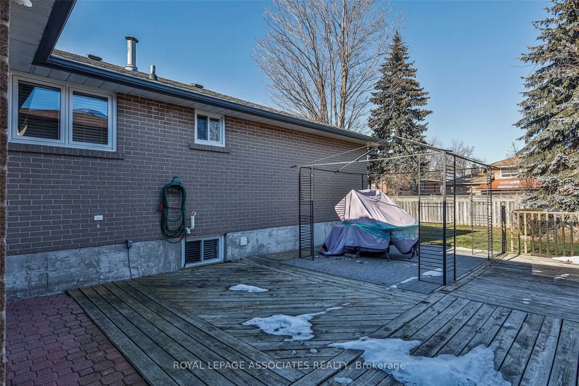 166 Lynnbrook Drive