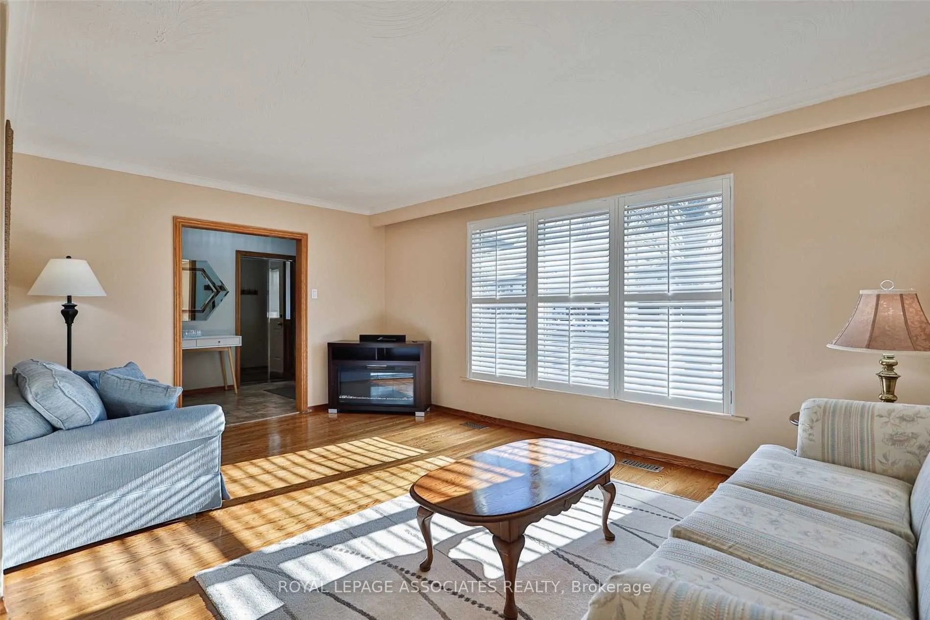 166 Lynnbrook Drive