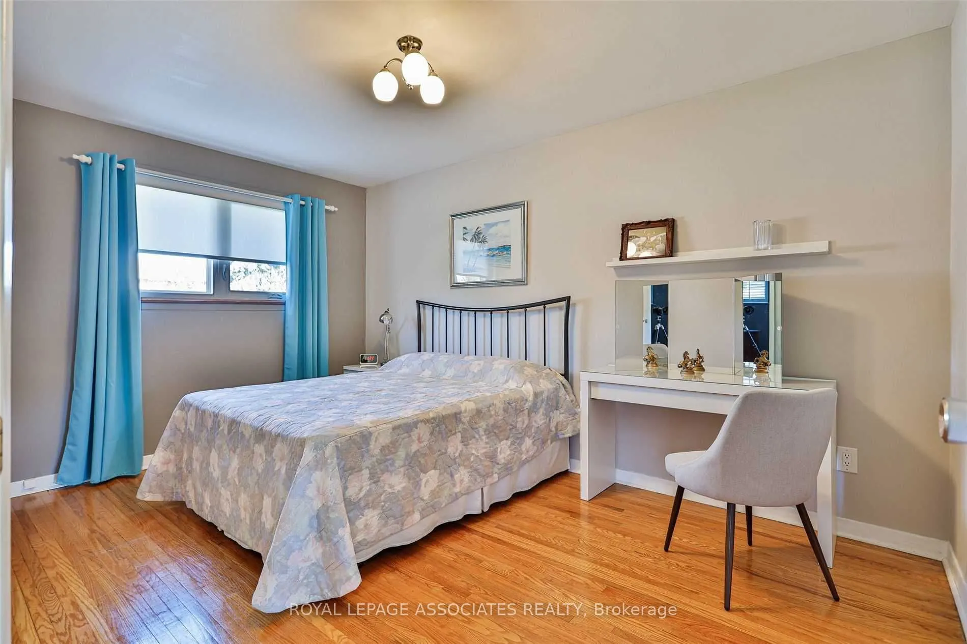 166 Lynnbrook Drive