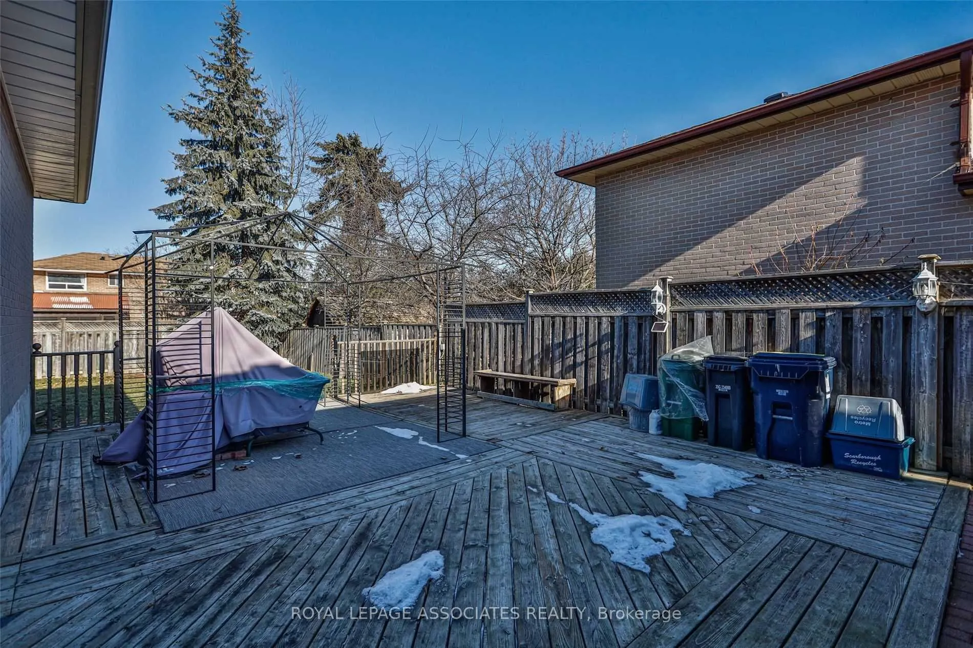 166 Lynnbrook Drive