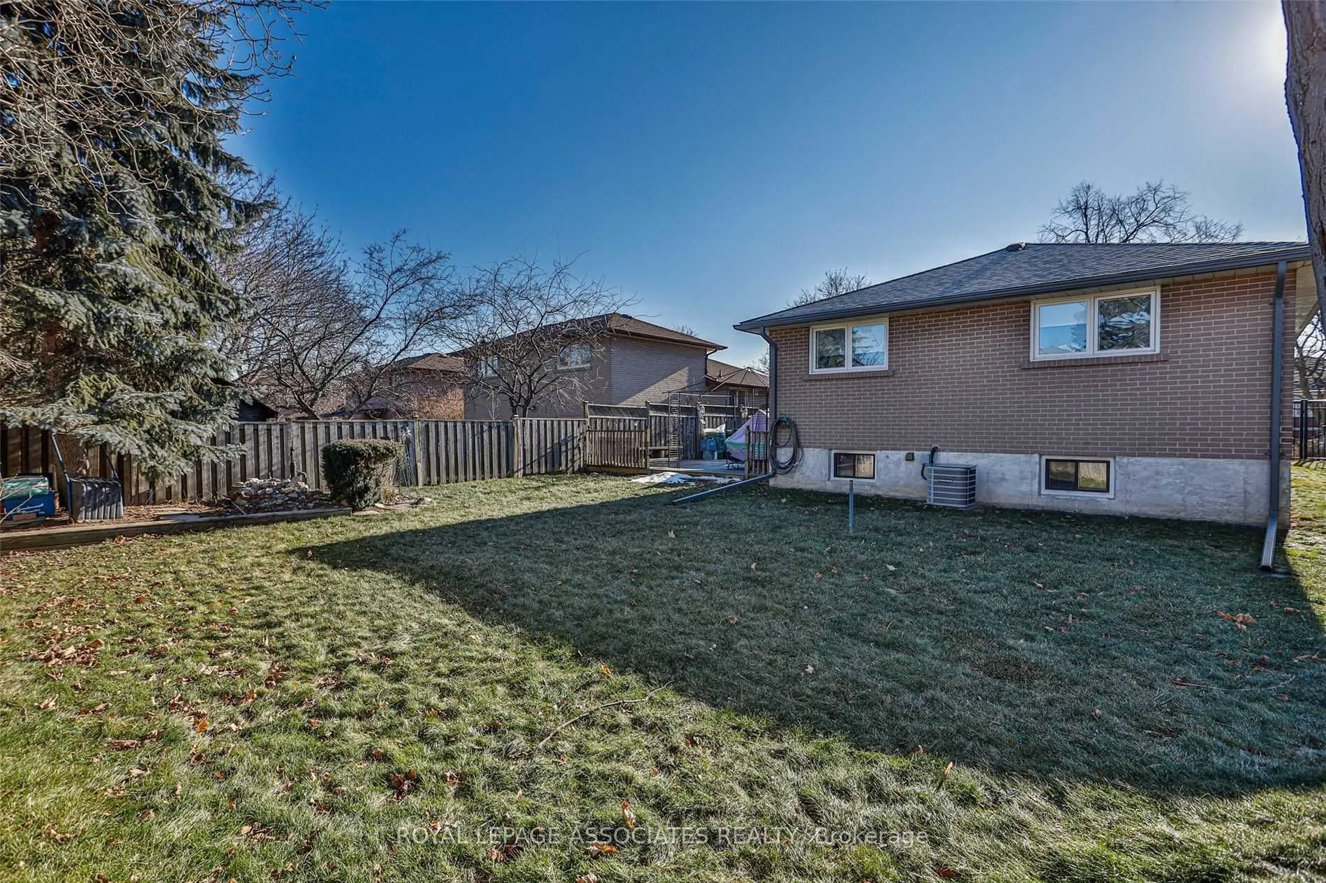 166 Lynnbrook Drive