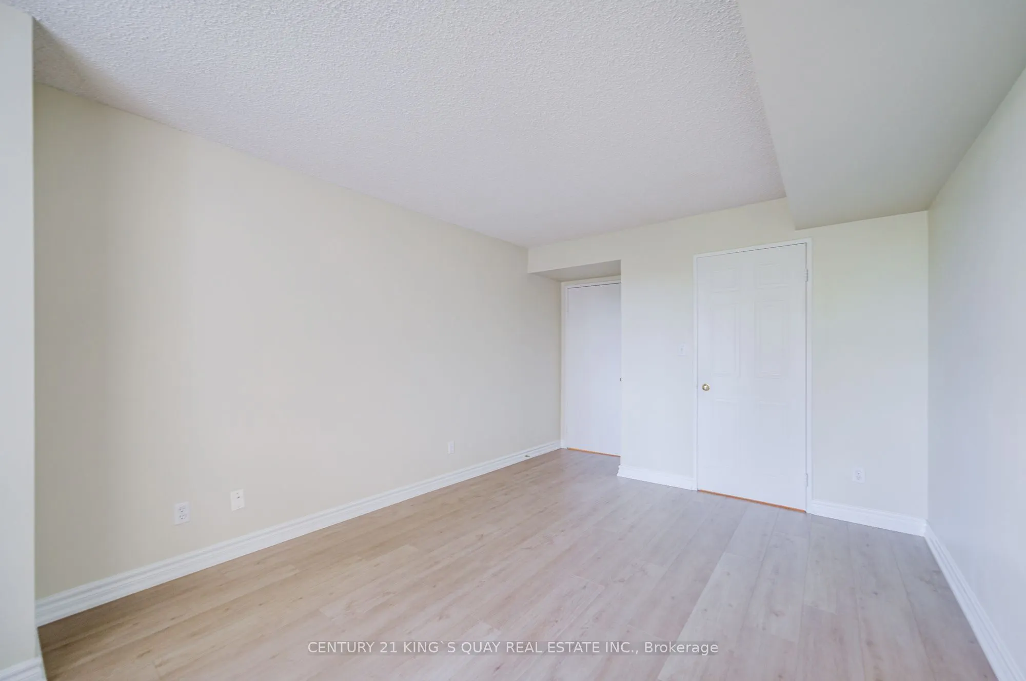 480 McLevin Avenue, #212