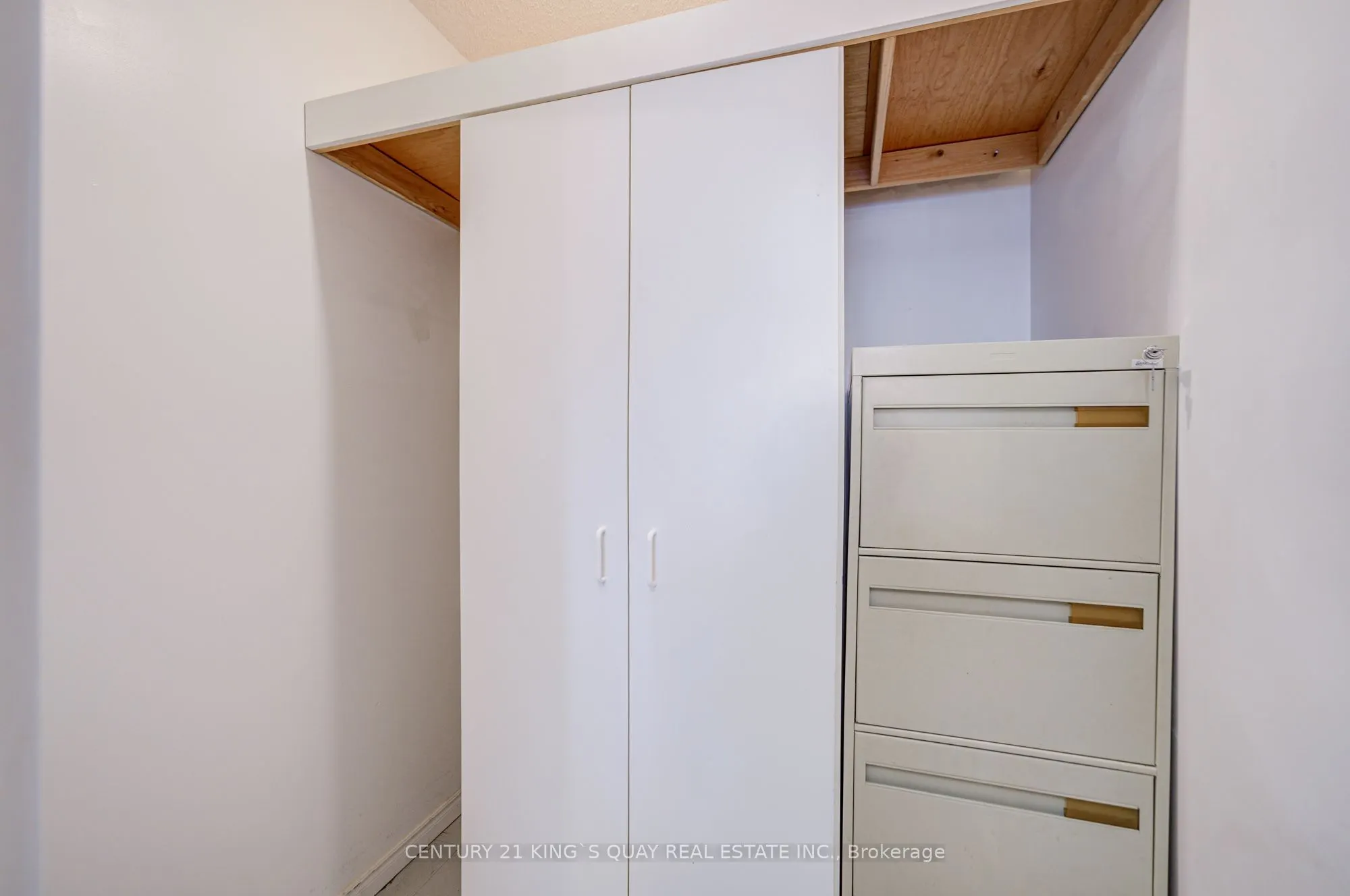 480 McLevin Avenue, #212