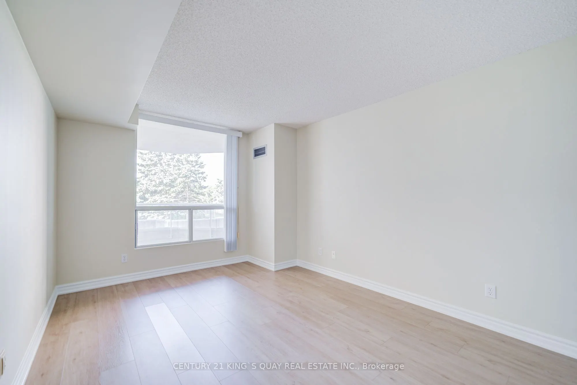 480 McLevin Avenue, #212