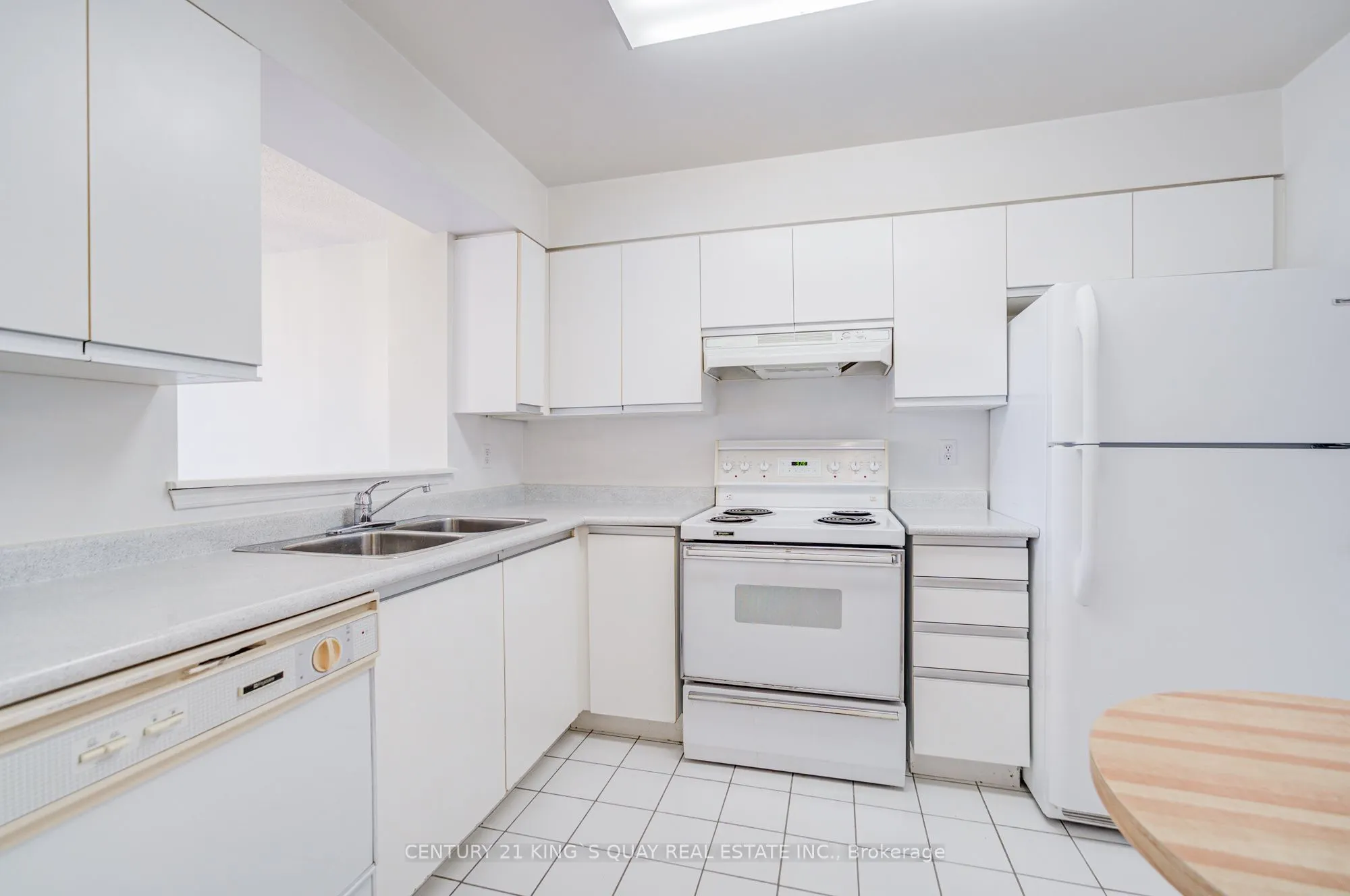 480 McLevin Avenue, #212