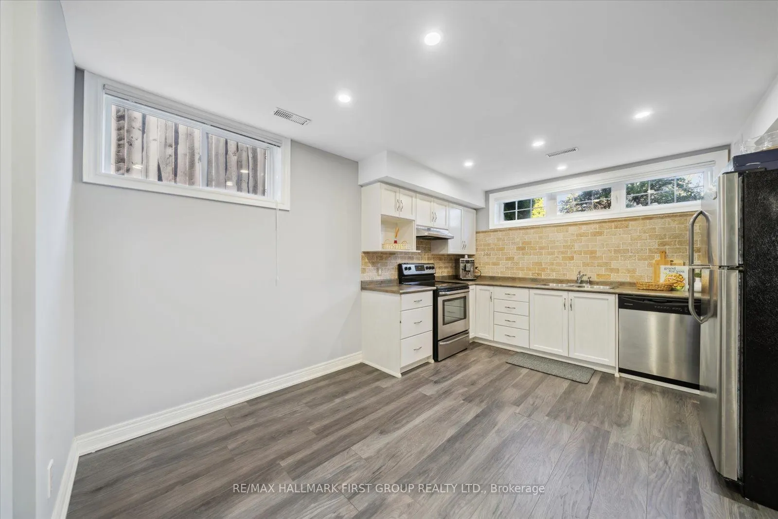 60 Brenda Crescent