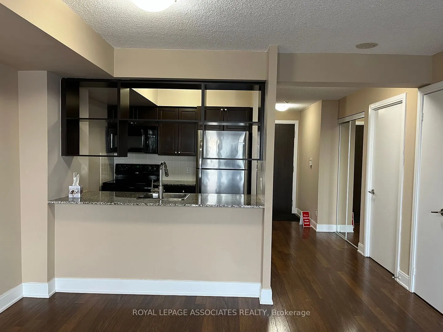 135 Village Green Square, #2621