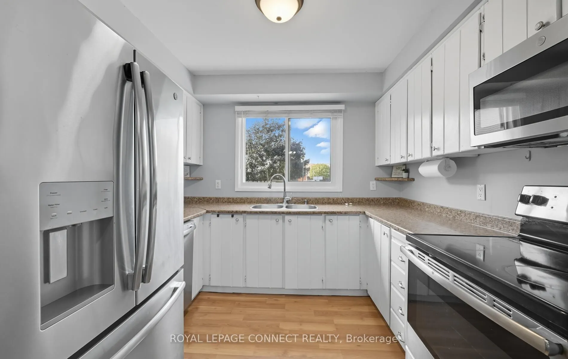 960 Glen Street, #94