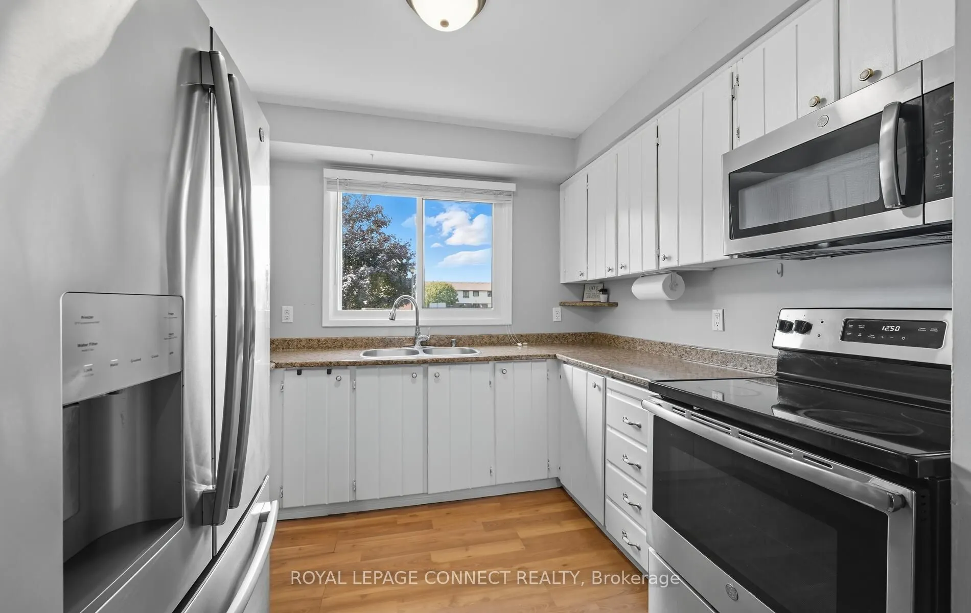 960 Glen Street, #94