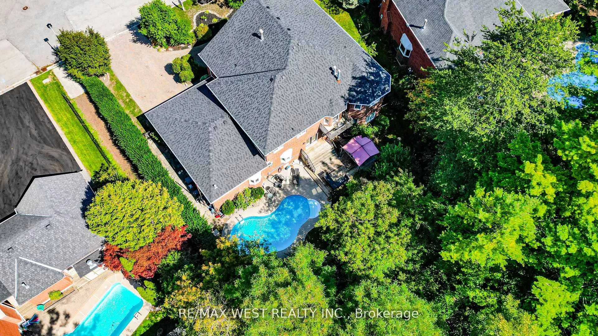 81 Woodview Drive