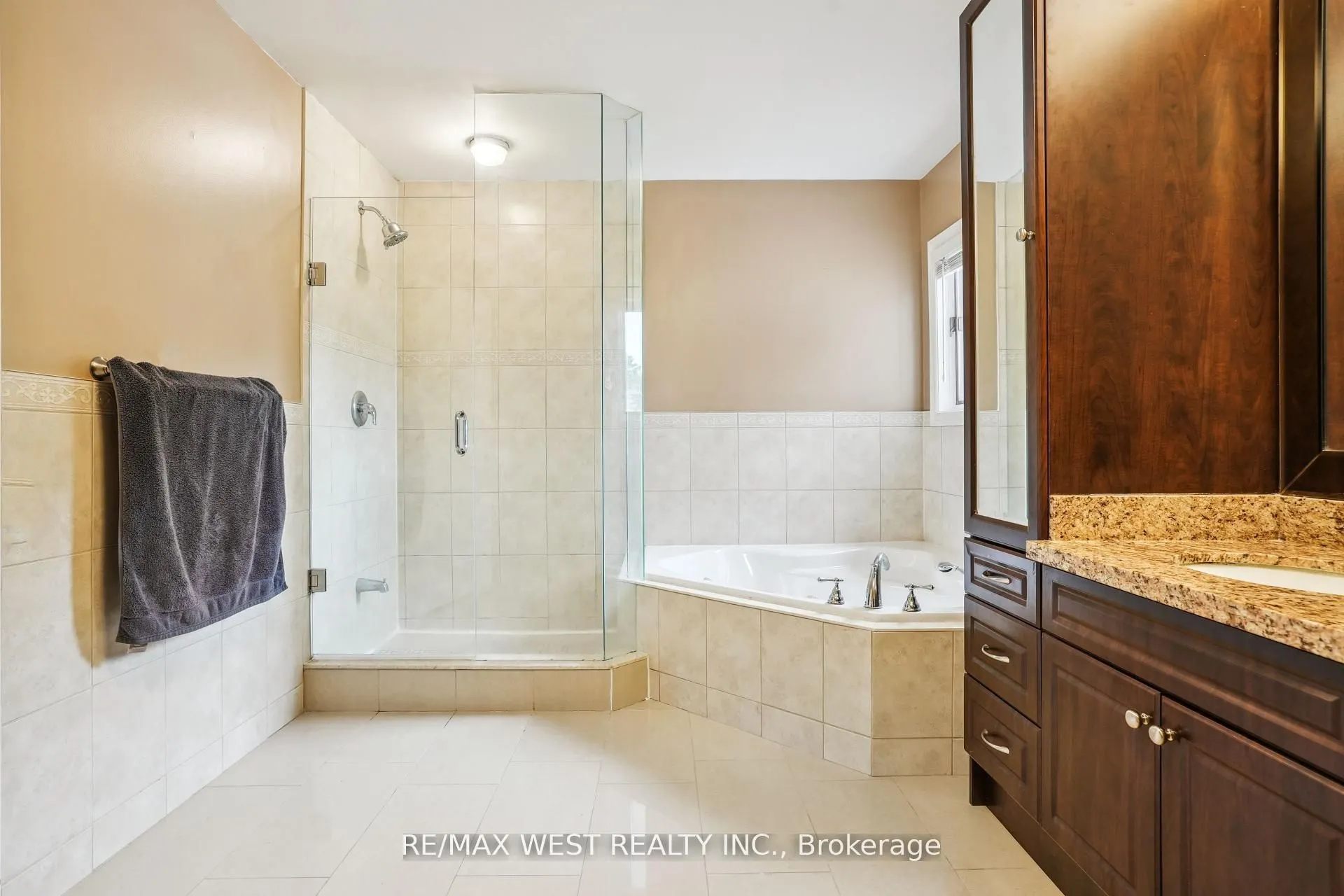 81 Woodview Drive