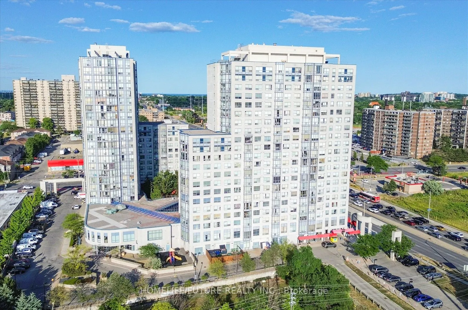 2550 Lawrence Avenue E, #410