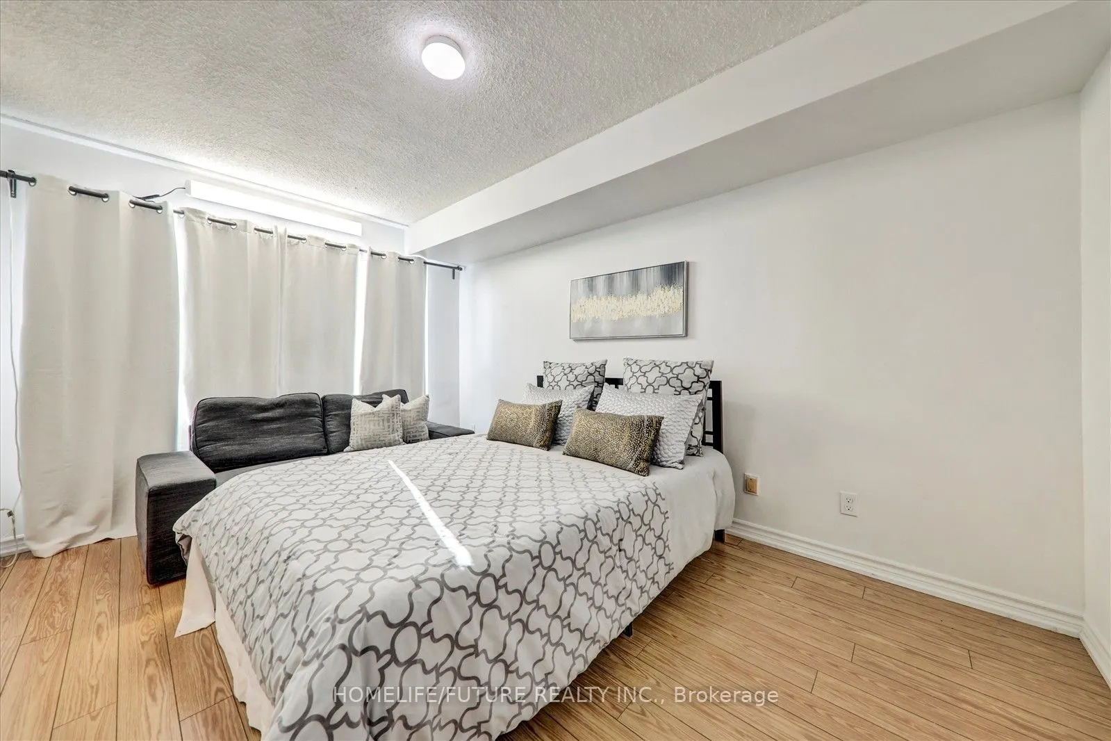 2550 Lawrence Avenue E, #410