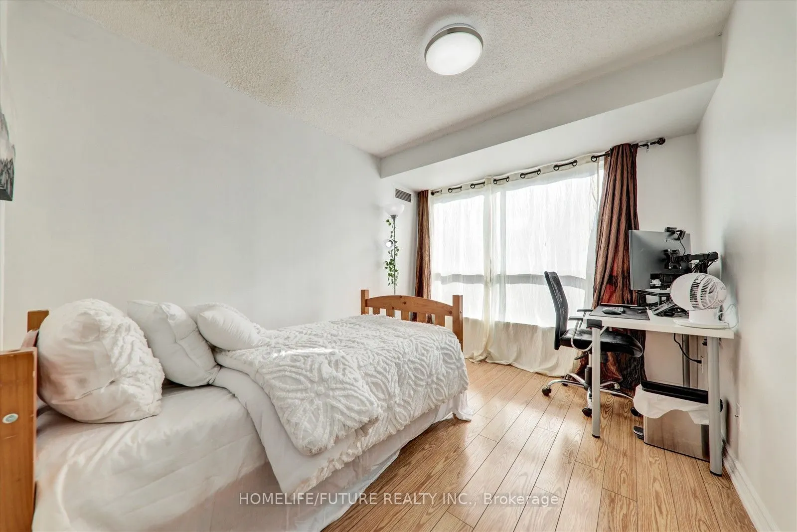 2550 Lawrence Avenue E, #410