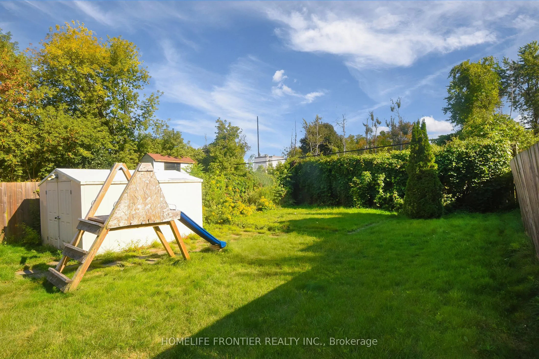 109 Darlingside Drive
