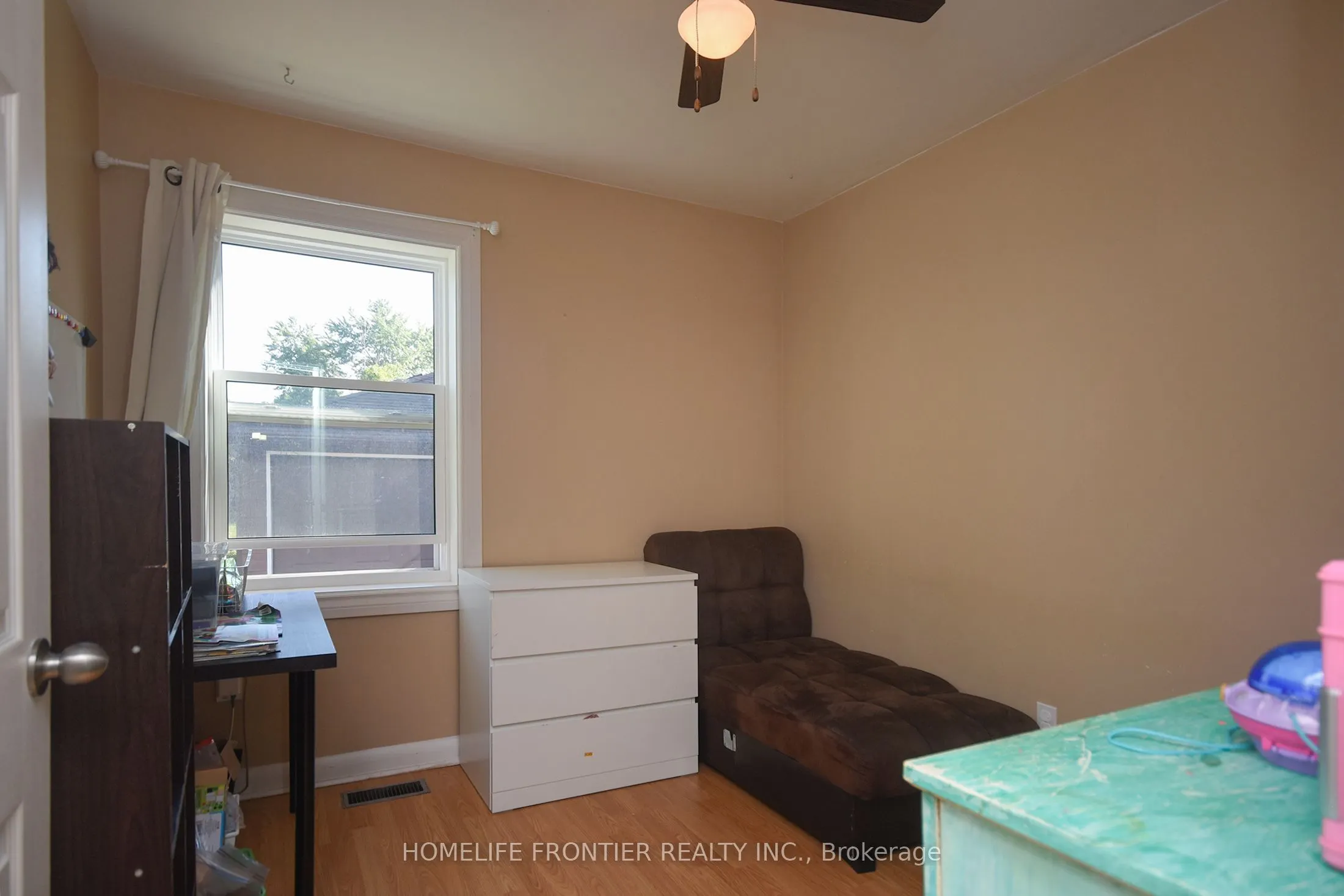 109 Darlingside Drive
