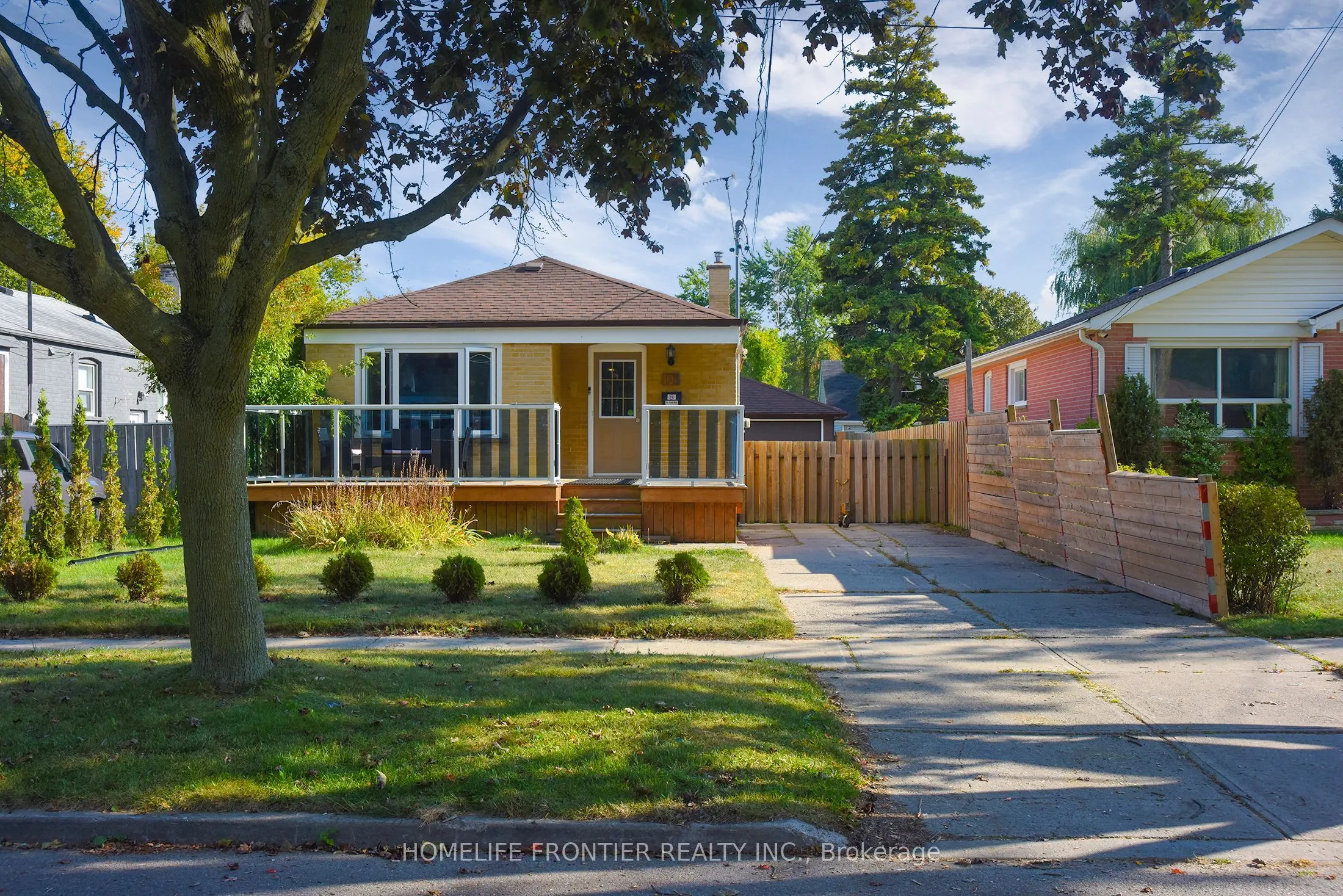 109 Darlingside Drive