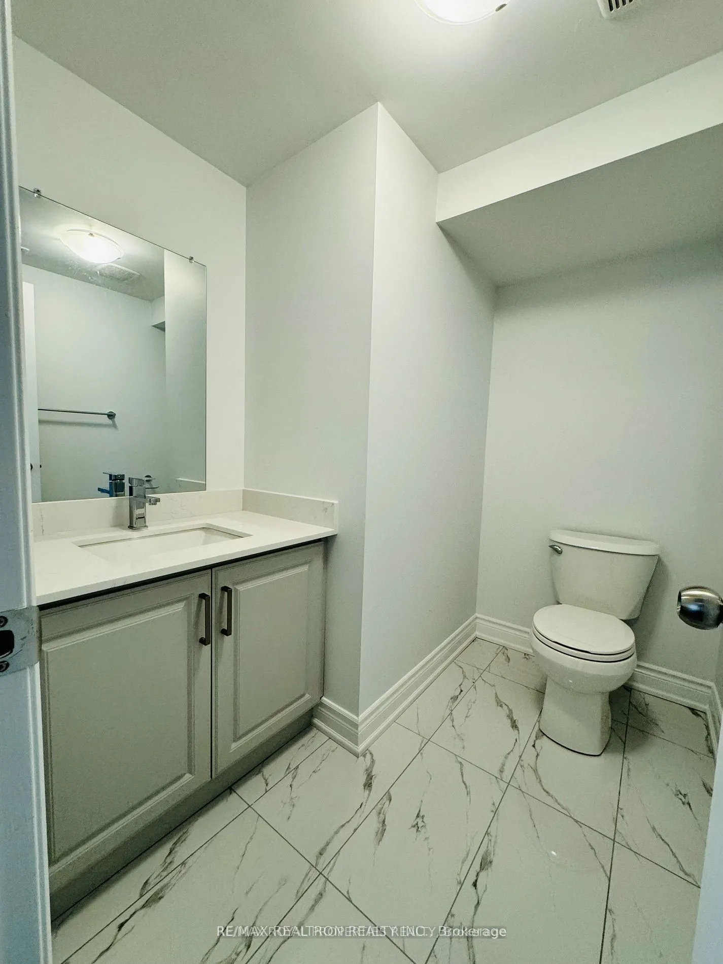 105 Auckland Drive, #Bsmt